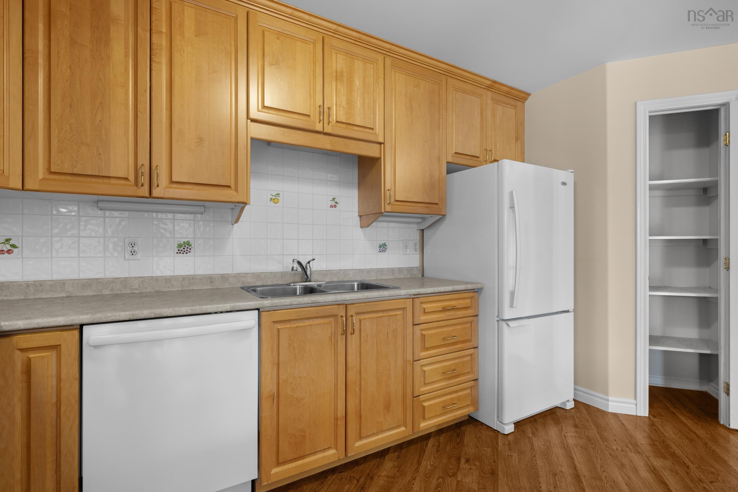 404 114 Regency Park Drive, Halifax, NS (MLS 202528829)