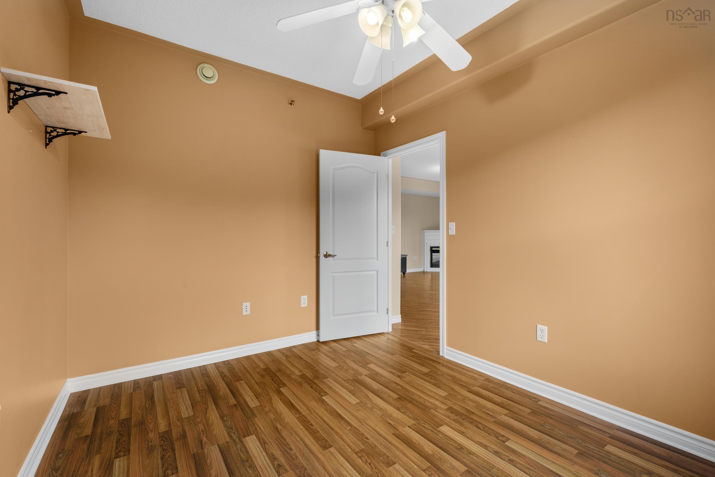 404 114 Regency Park Drive, Halifax, NS (MLS 202528829)