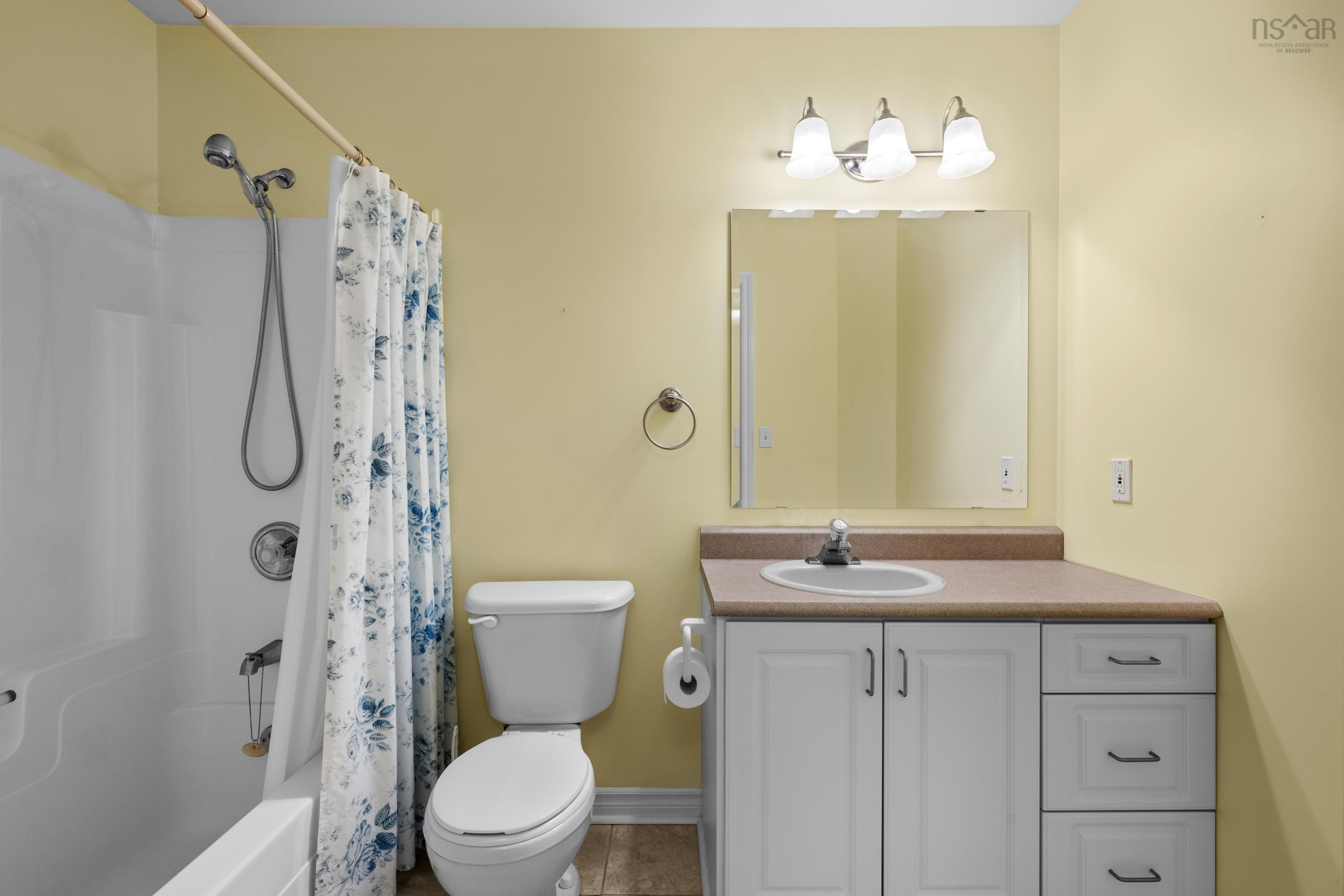 404 114 Regency Park Drive, Halifax, NS (MLS 202528829)