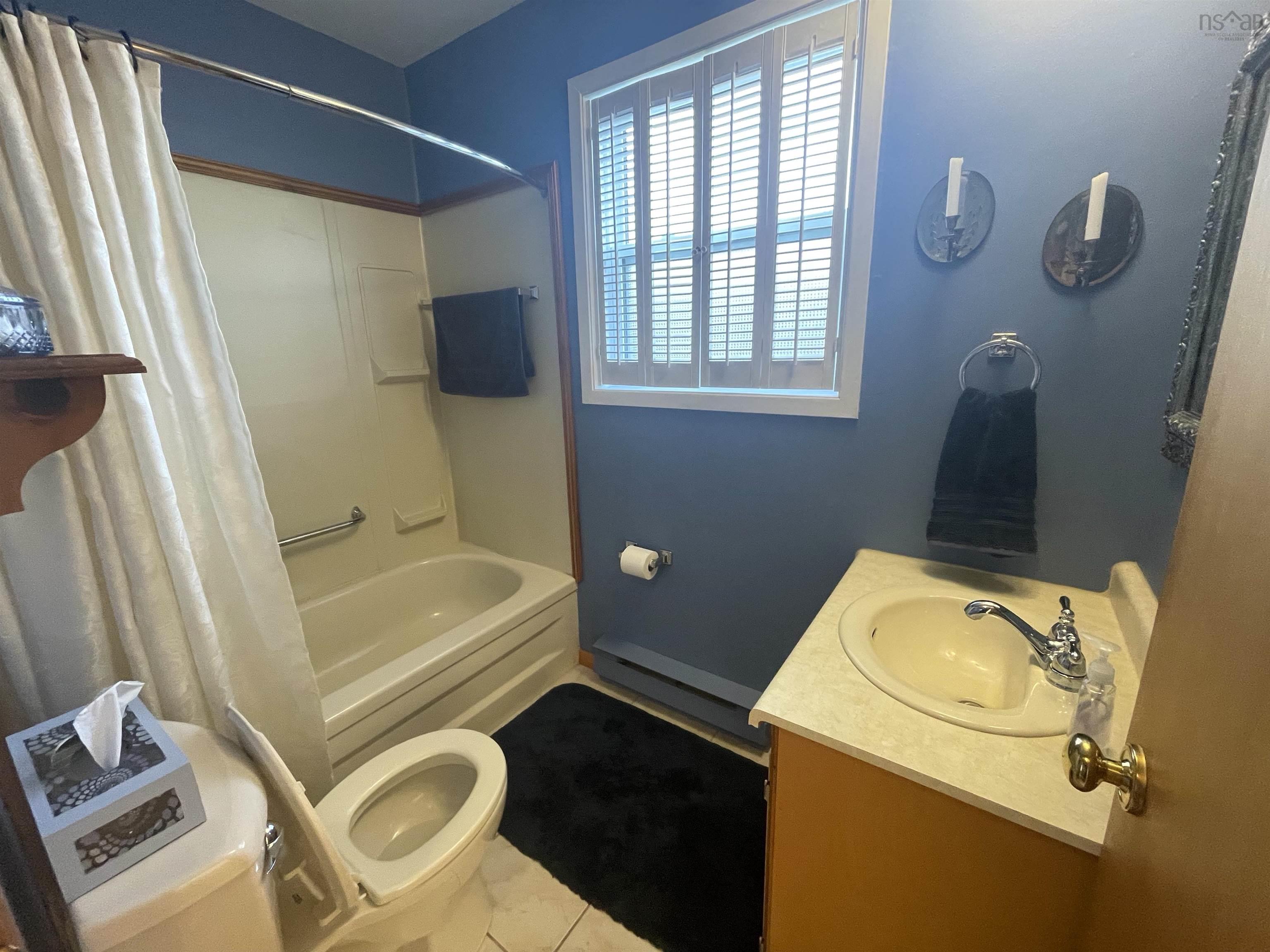 $339,900.00: 11690 Highway 4, Barra Head