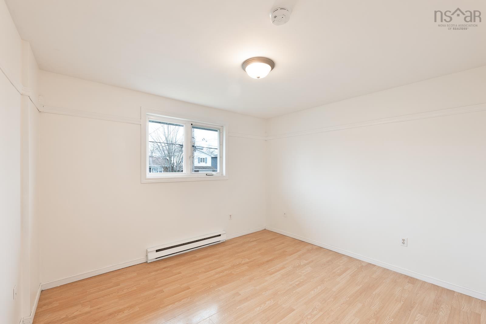 $514,999.00: 25 La Pierre Crescent, Woodlawn