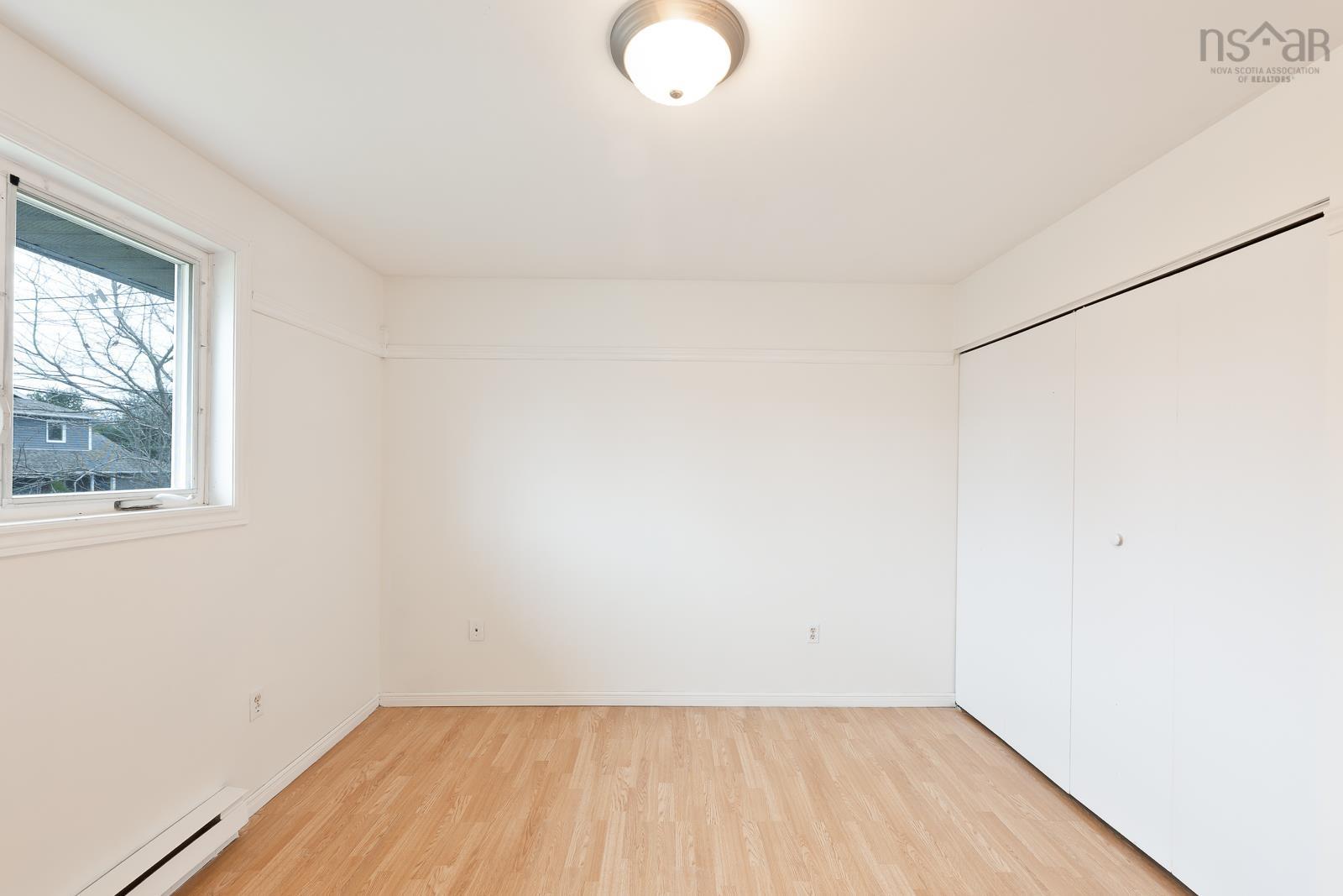 $514,999.00: 25 La Pierre Crescent, Woodlawn