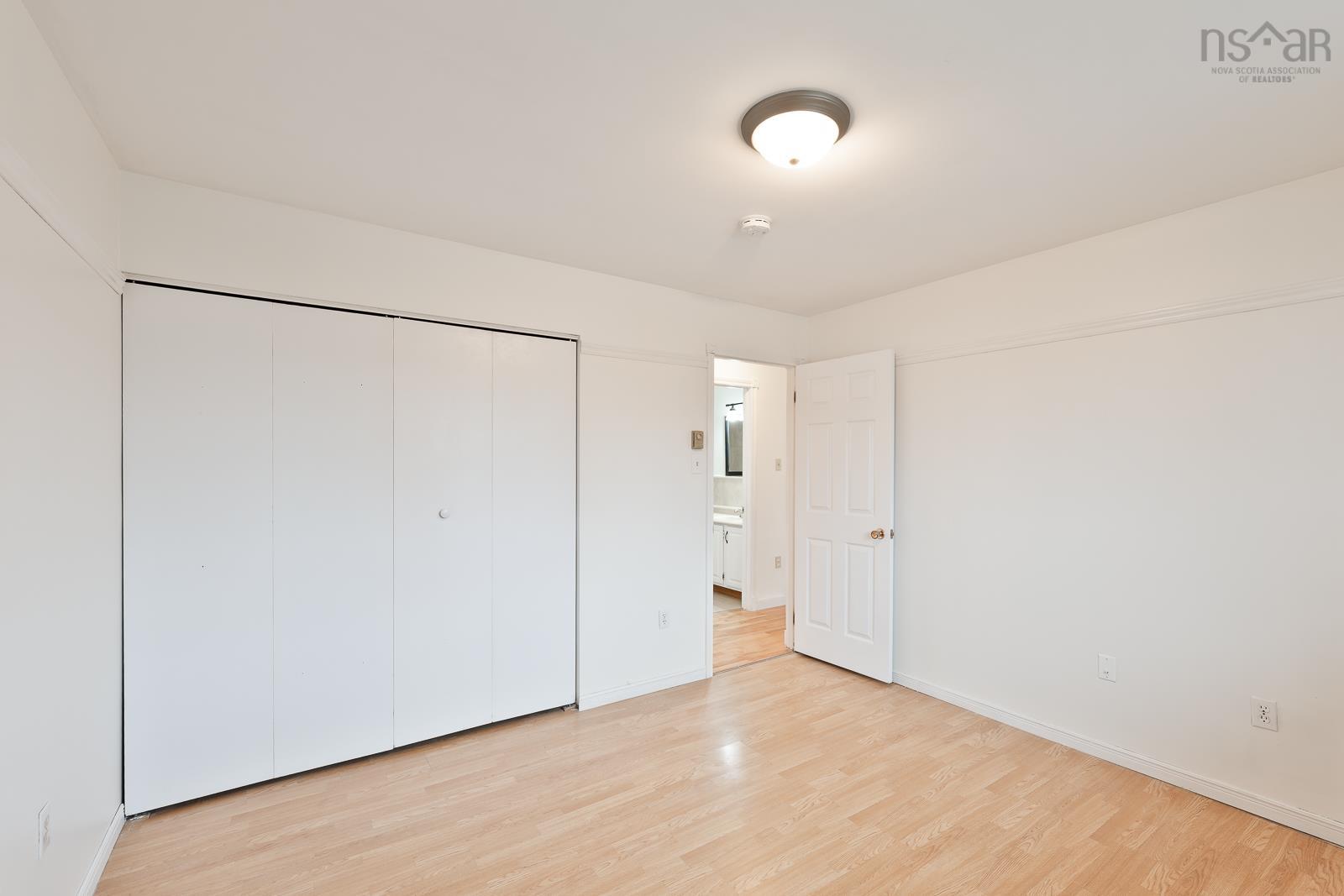 $514,999.00: 25 La Pierre Crescent, Woodlawn