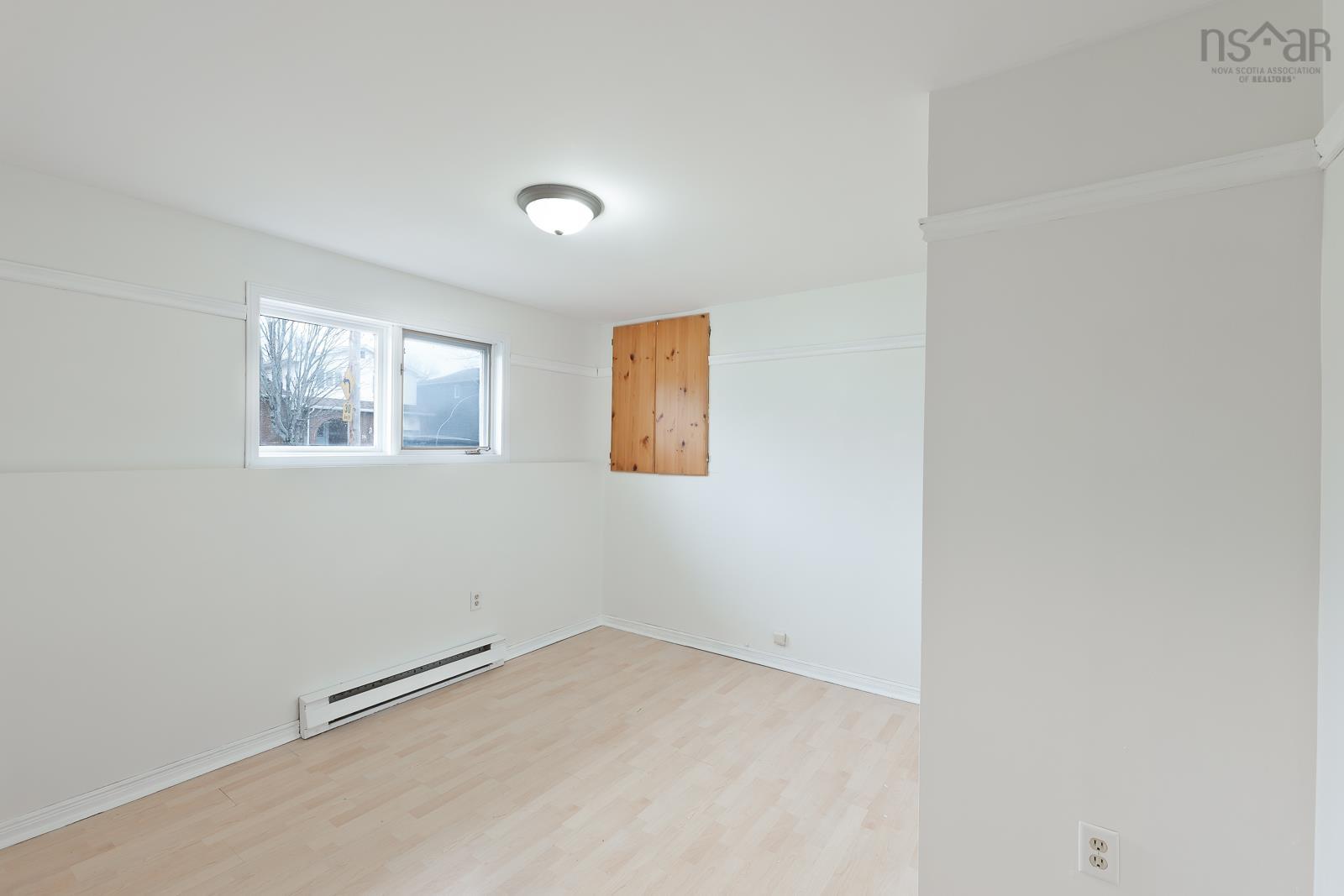 $514,999.00: 25 La Pierre Crescent, Woodlawn