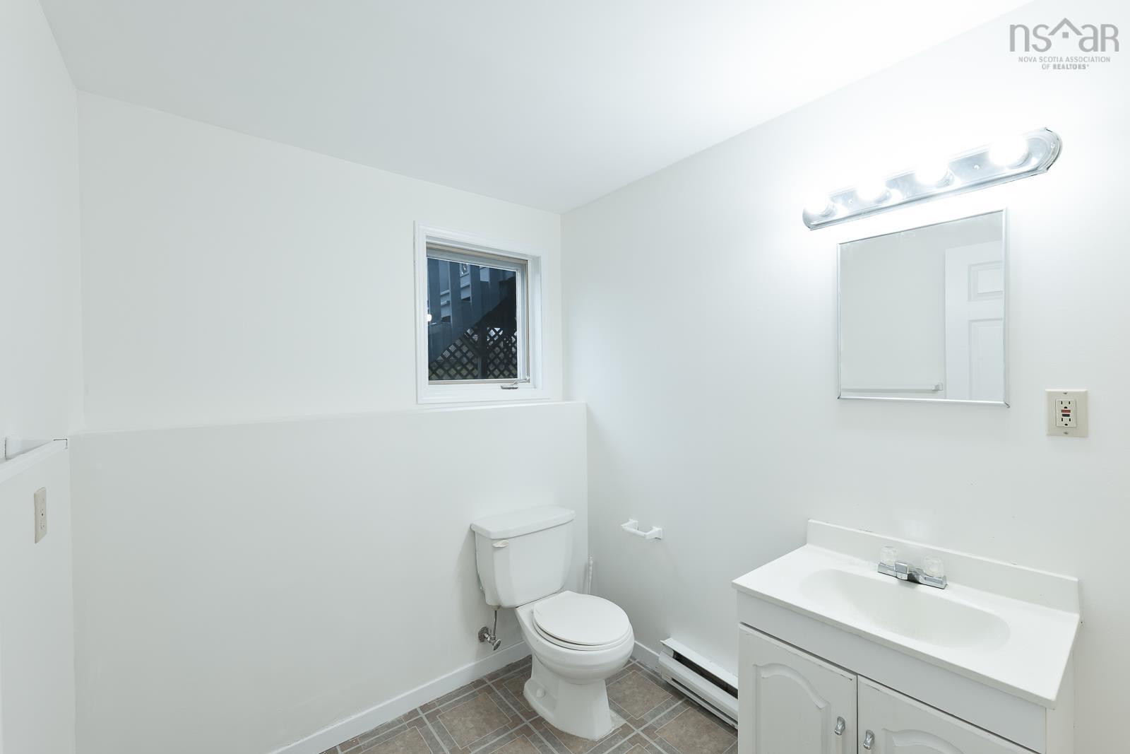 $514,999.00: 25 La Pierre Crescent, Woodlawn