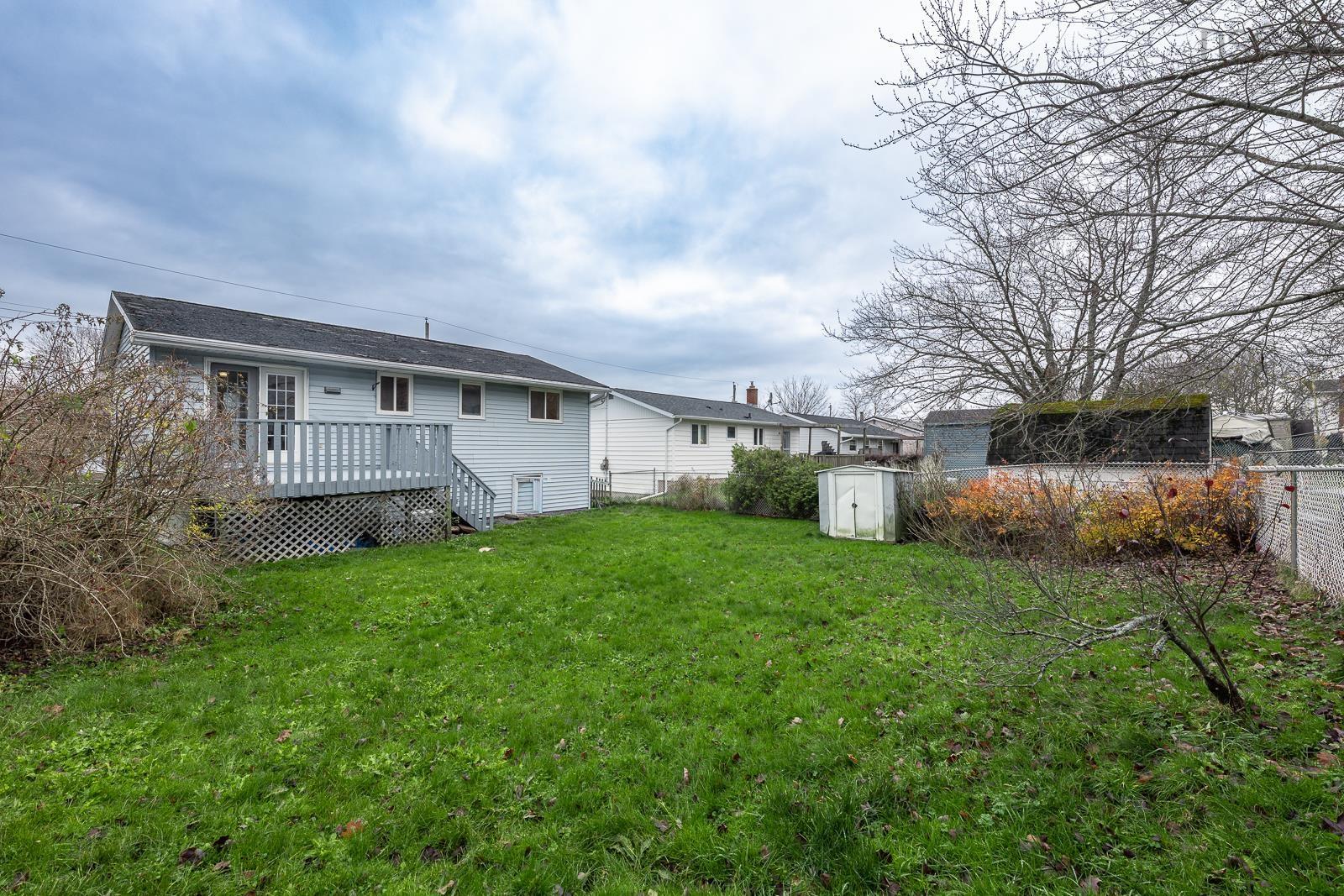 $514,999.00: 25 La Pierre Crescent, Woodlawn