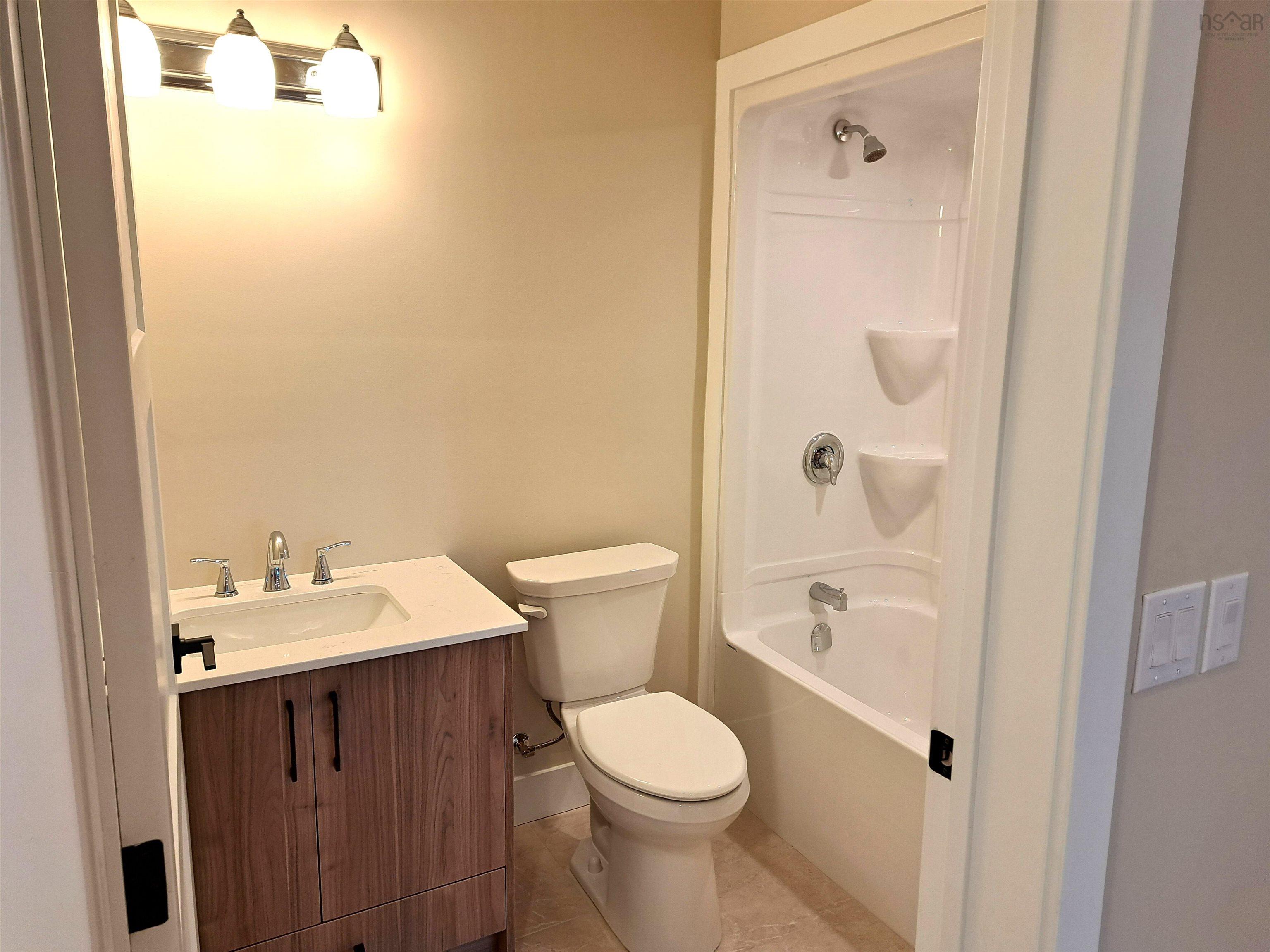 $439,900.00: 127 Kent Road, Lower Truro