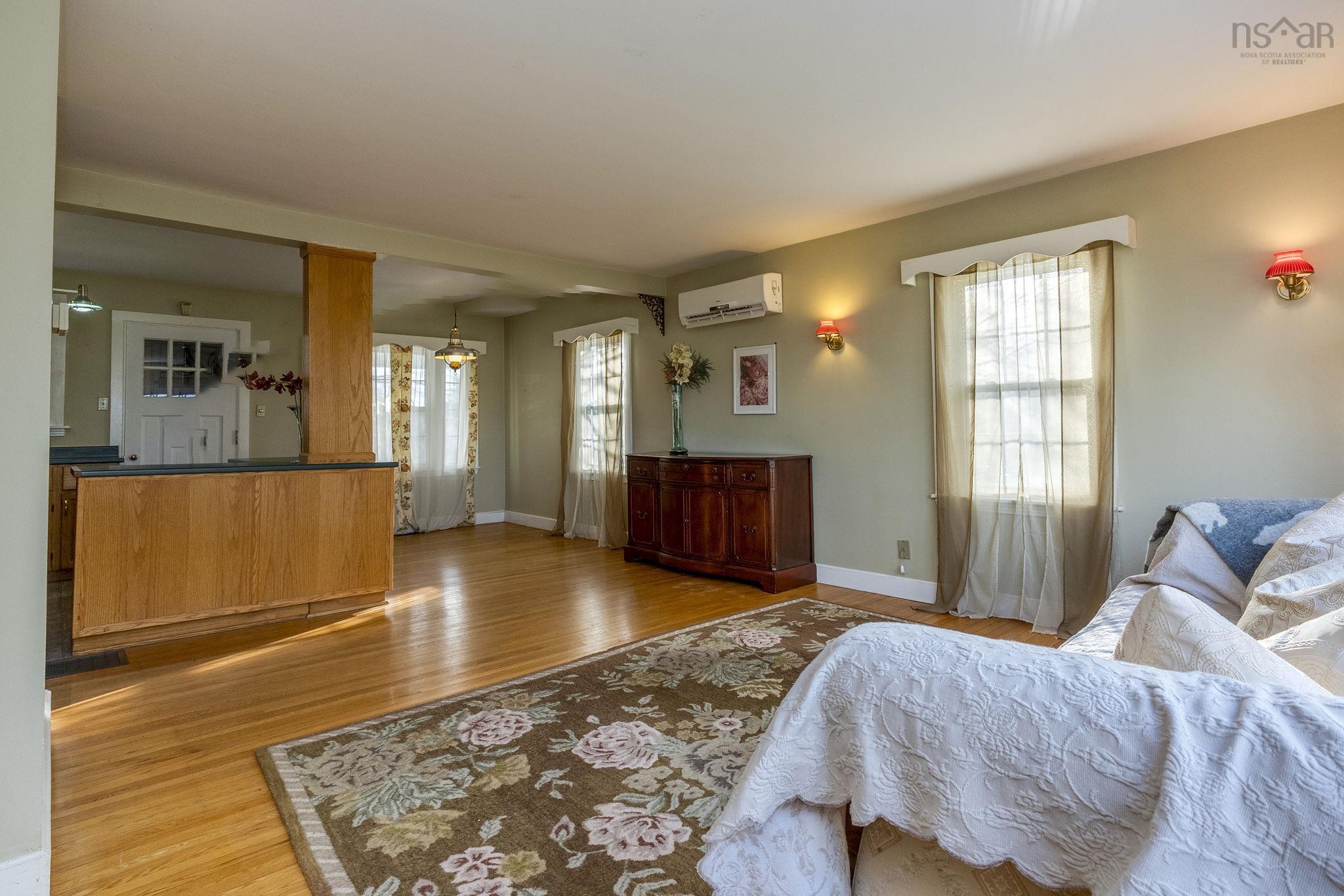 $320,000.00: 128 Main Street, Middleton