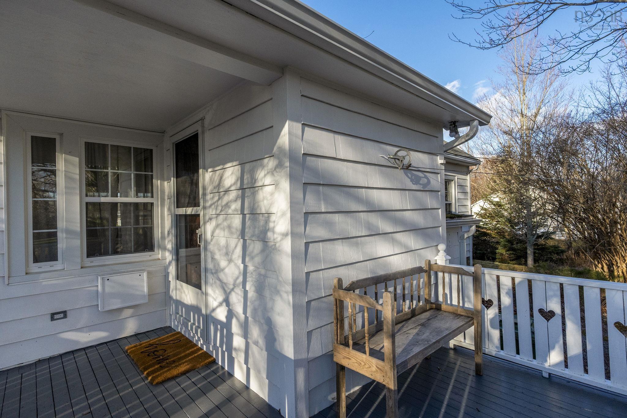 $320,000.00: 128 Main Street, Middleton