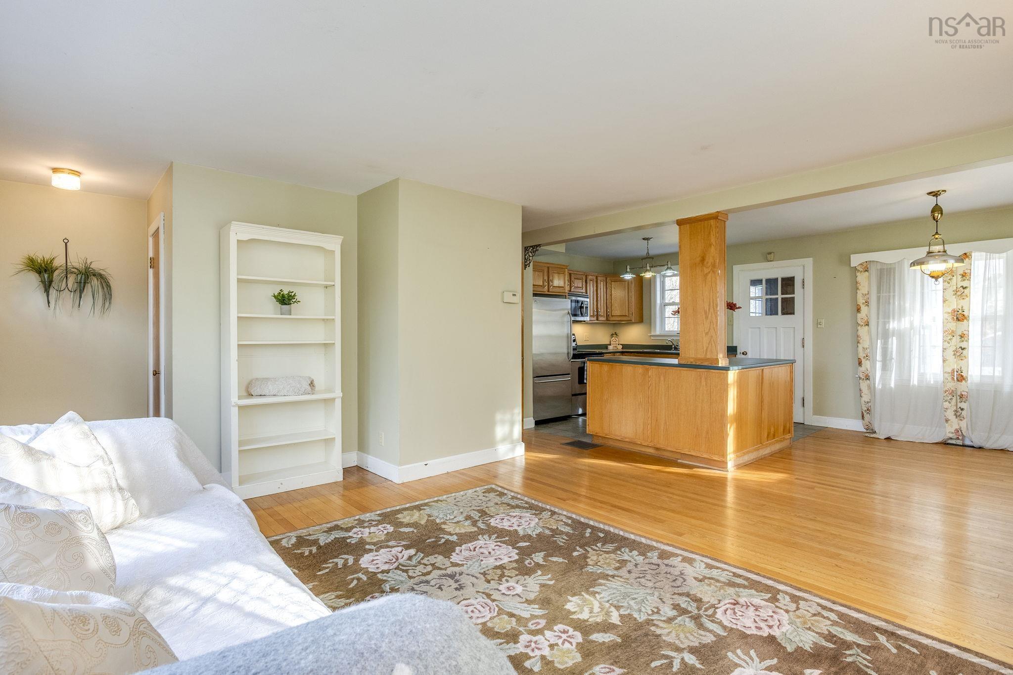 $320,000.00: 128 Main Street, Middleton