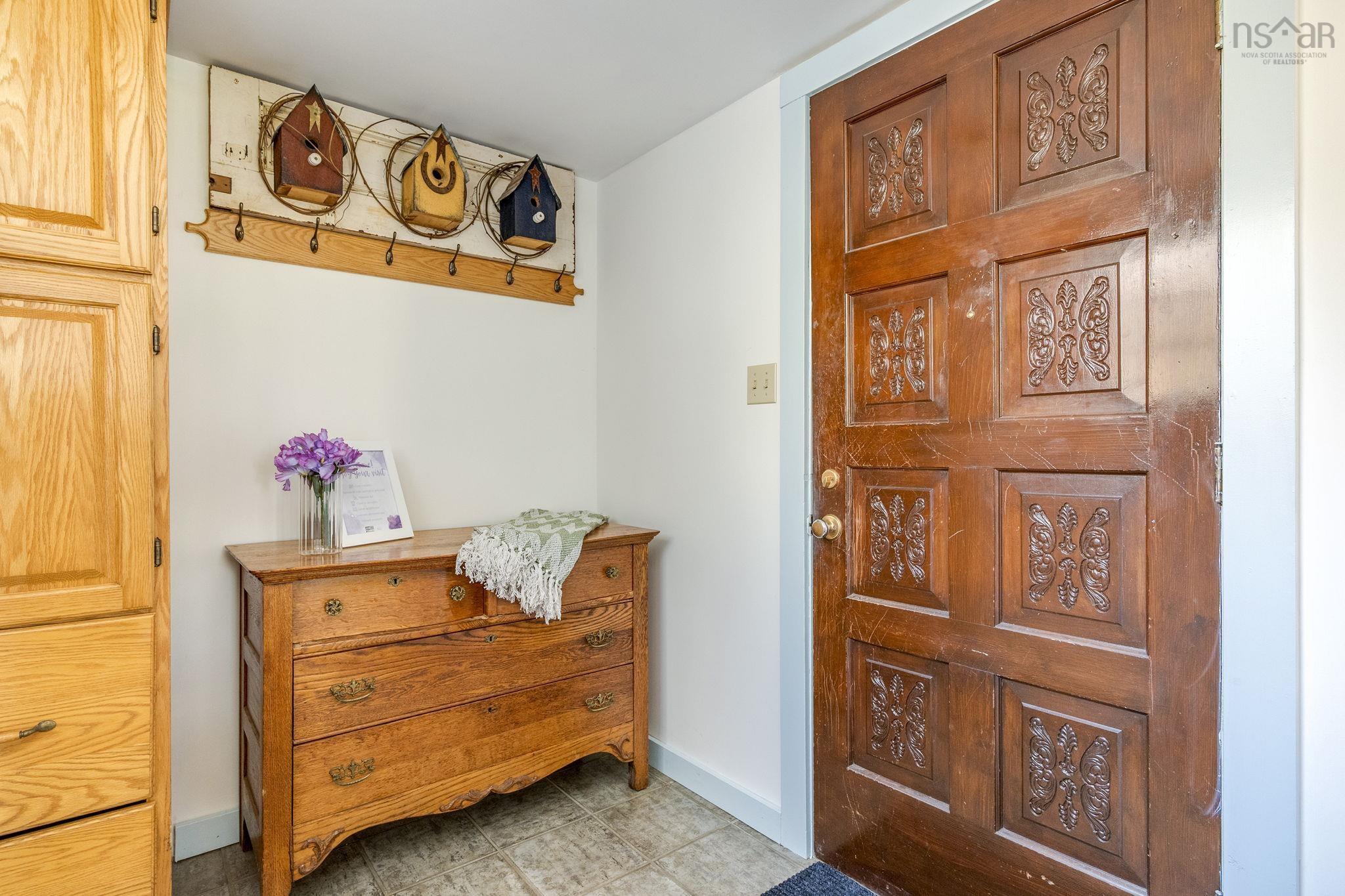 $320,000.00: 128 Main Street, Middleton