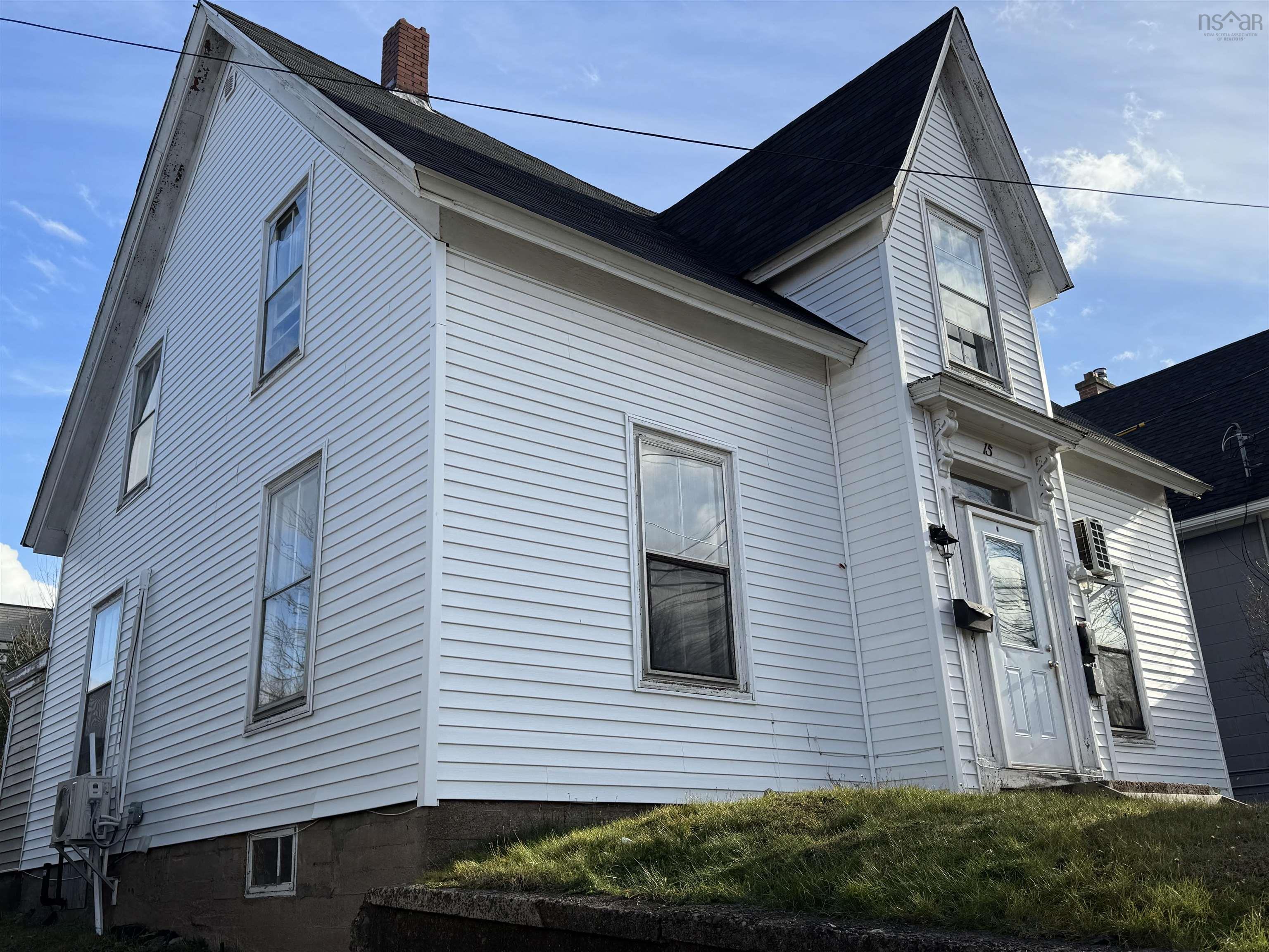 $380,000.00: 15 Logan Street, Truro