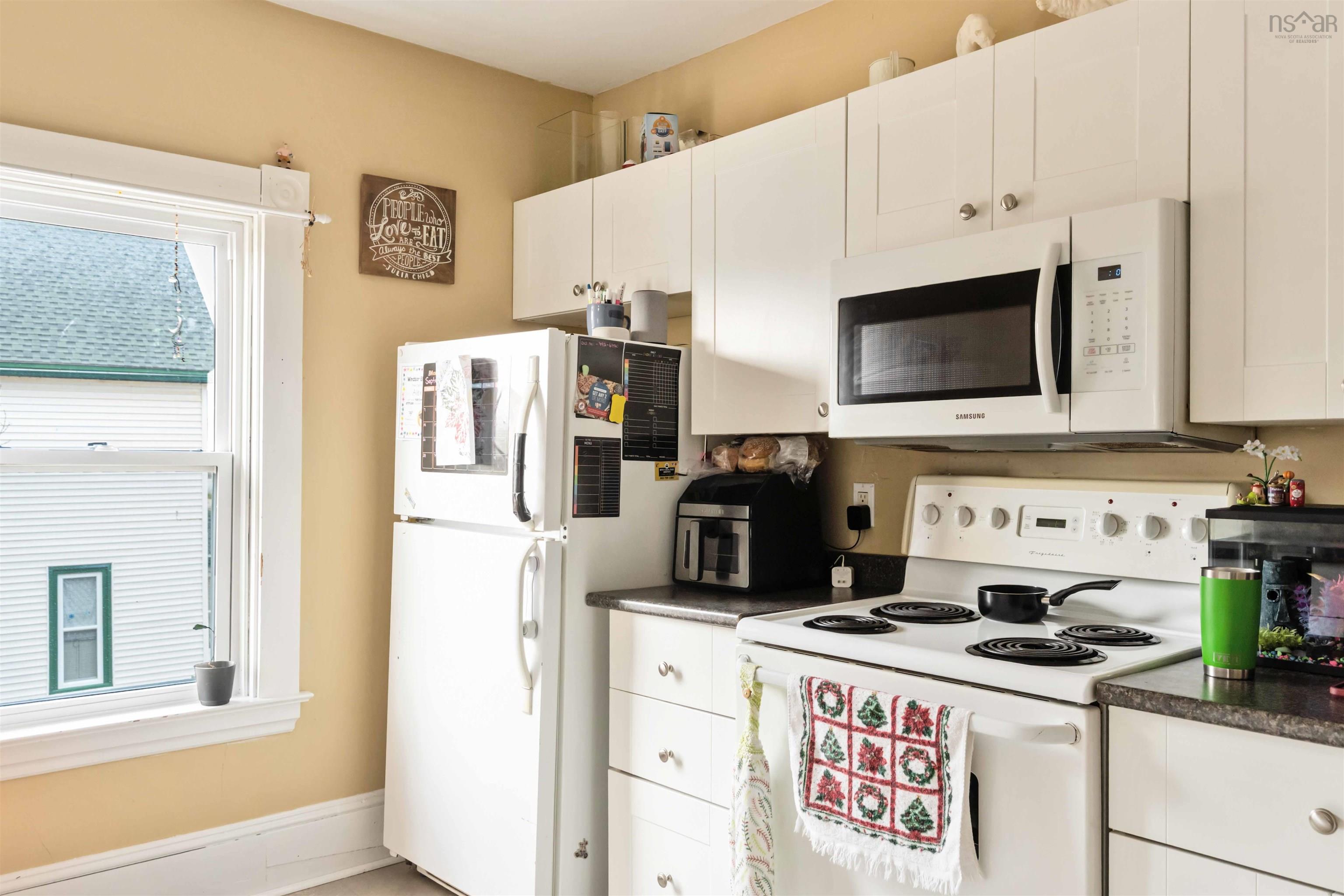 $519,000.00: 260 Gerrish Street, Windsor