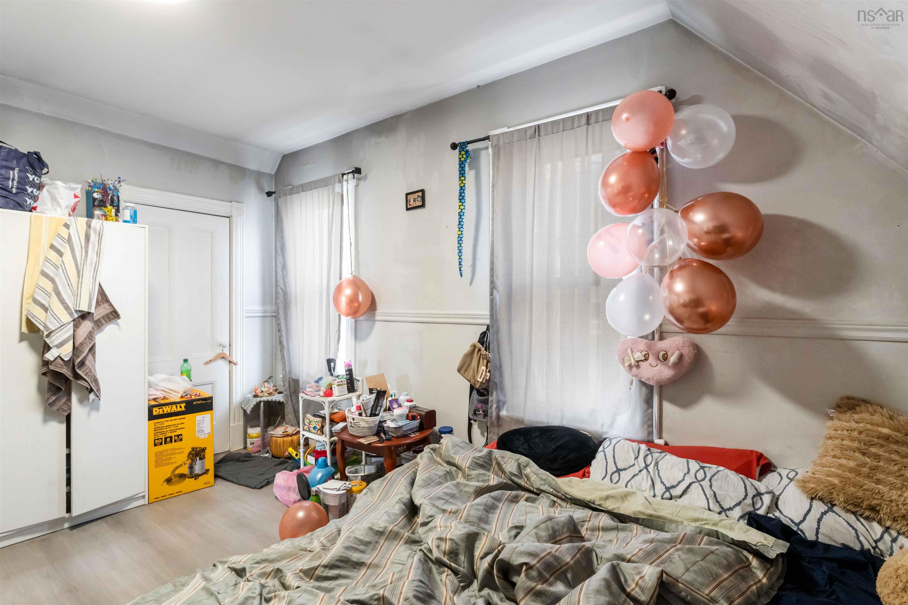 $519,000.00: 260 Gerrish Street, Windsor