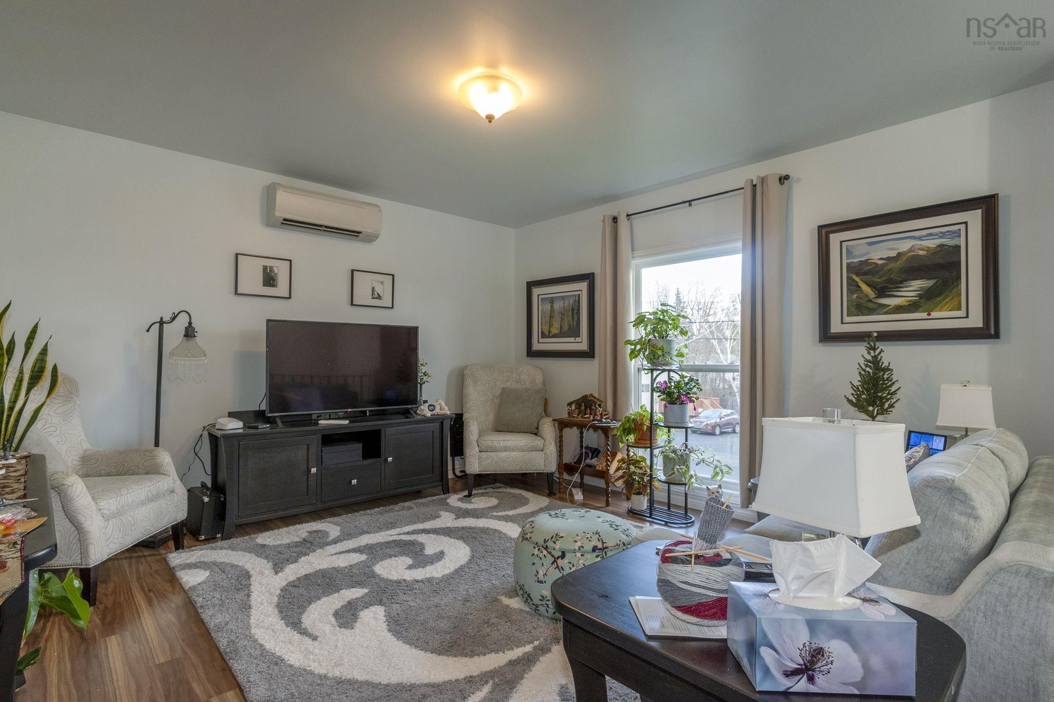 $434,900.00: 38-44 North Avenue, New Glasgow