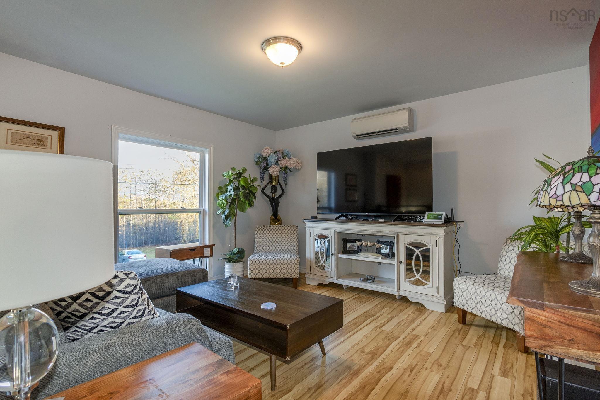 $434,900.00: 38-44 North Avenue, New Glasgow