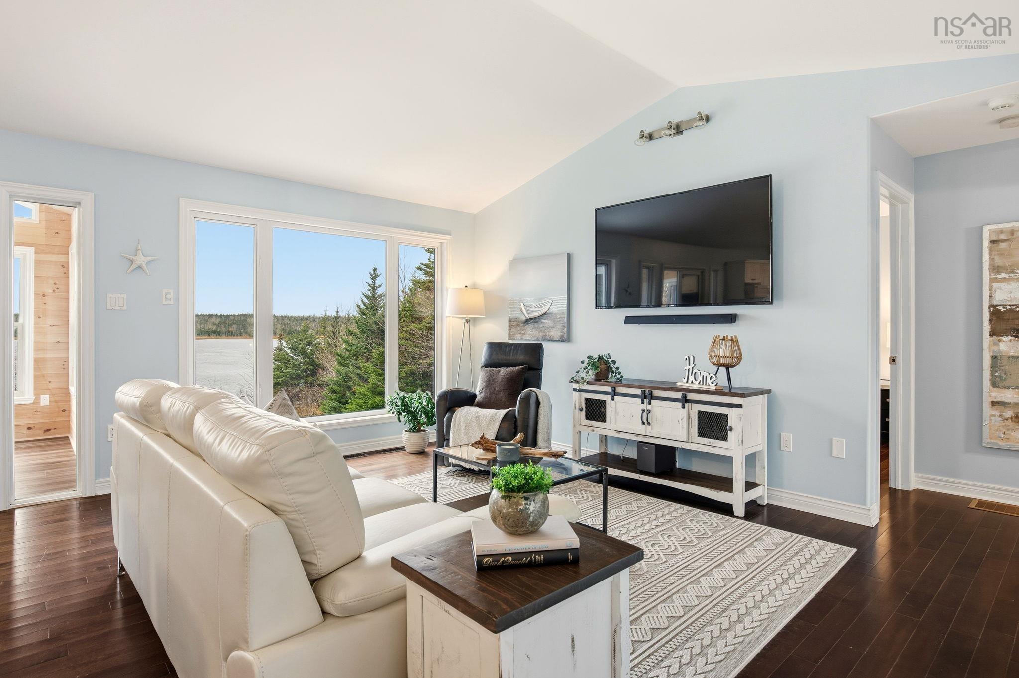 $782,900.00: 38 Bastian Point Road, East Lawrencetown