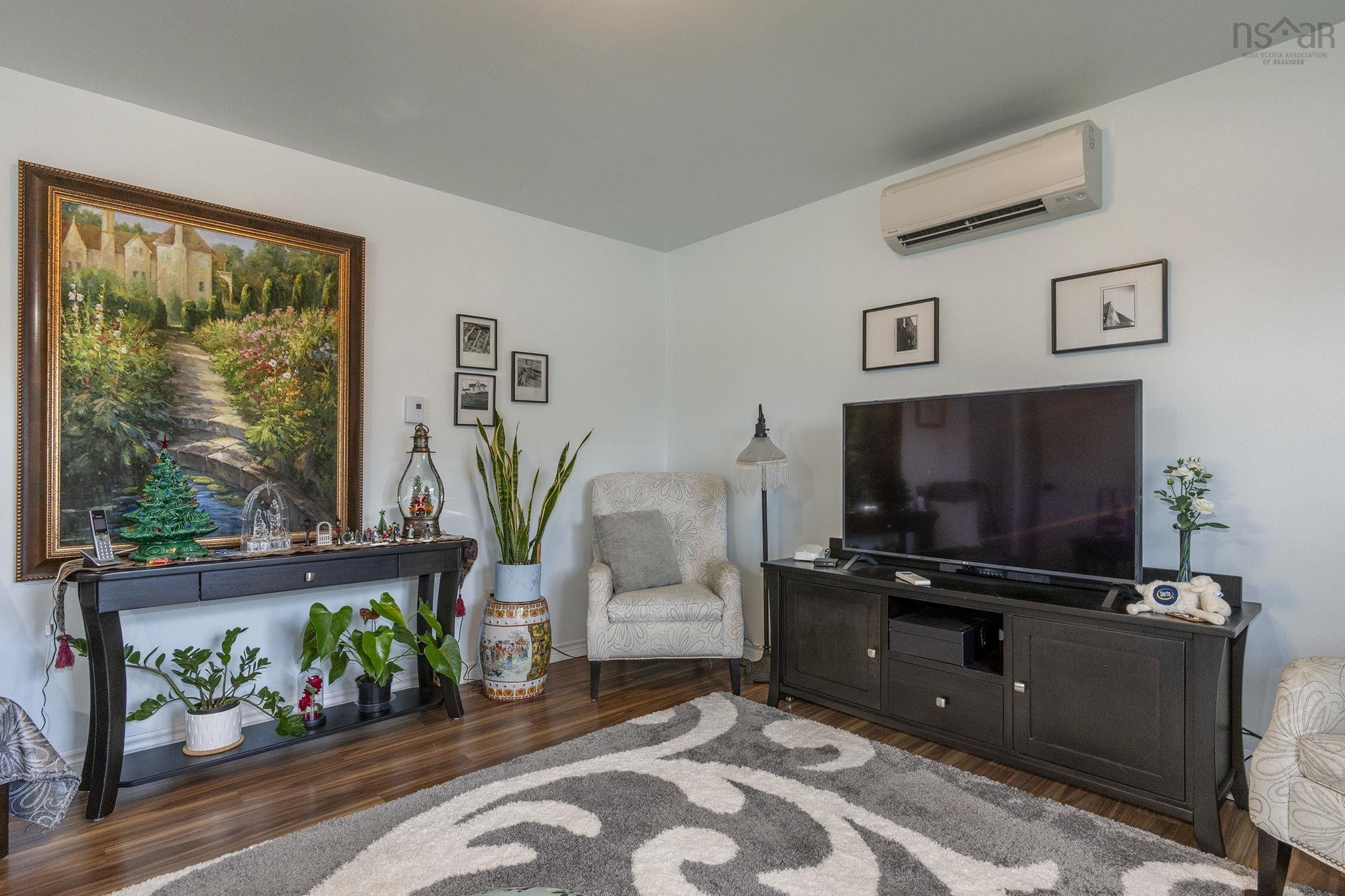 $434,900.00: 38-44 North Avenue, New Glasgow