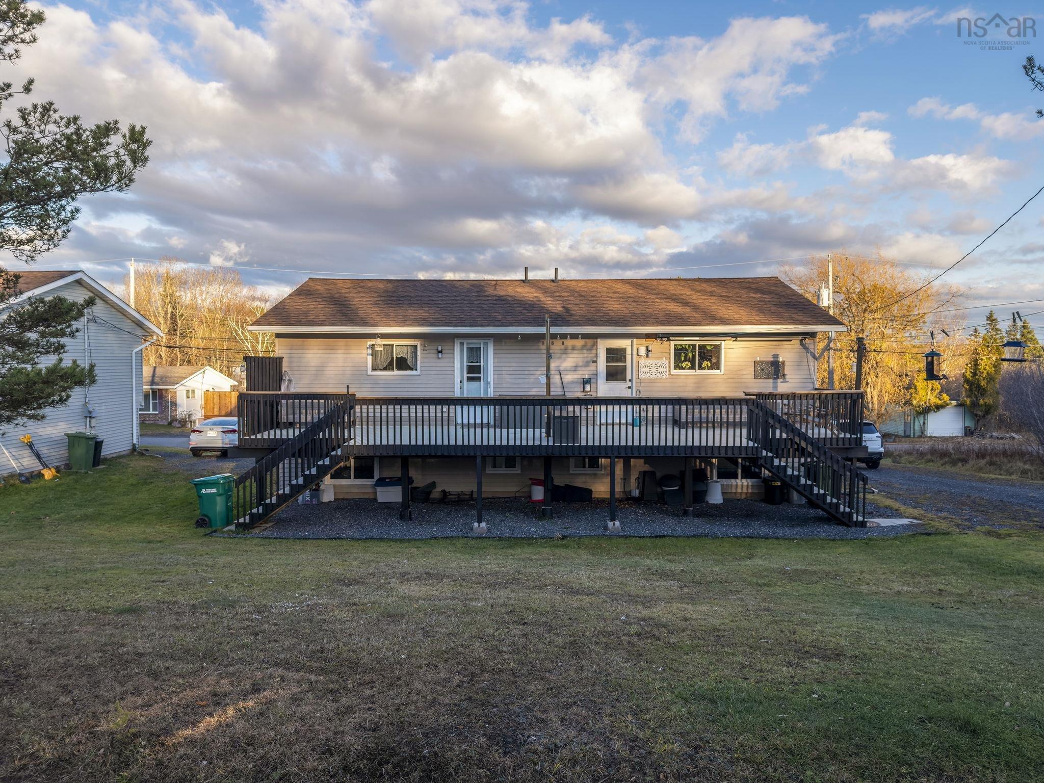 $434,900.00: 38-44 North Avenue, New Glasgow