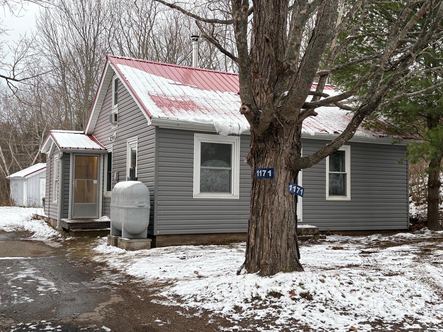 $219,900.00: 1171 Meadowvale Road, East Tremont