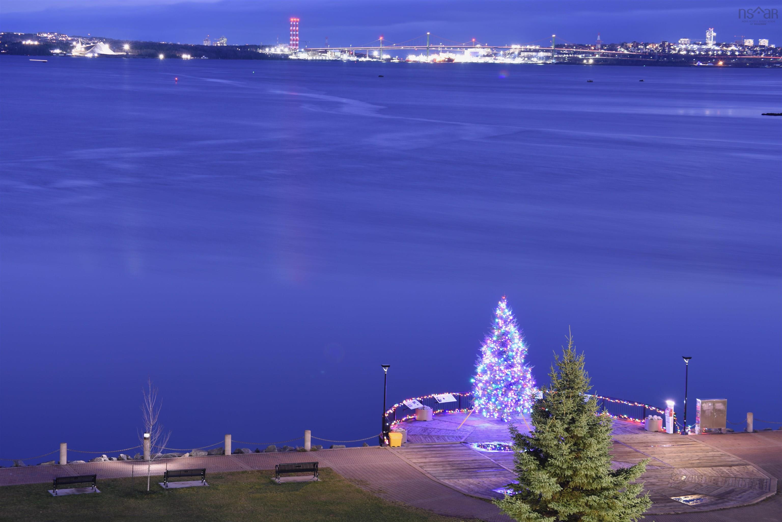 $892,000.00: 4 Arthur Lismer Court, Bedford