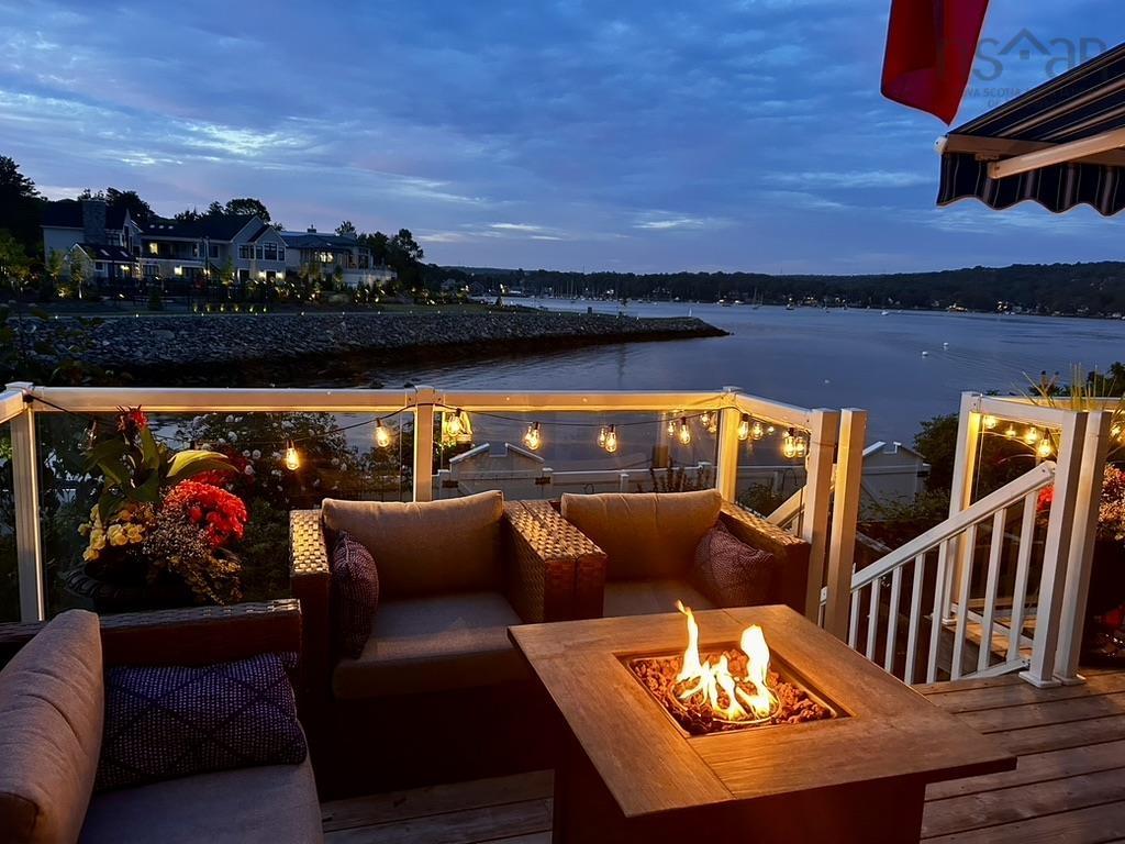 $892,000.00: 4 Arthur Lismer Court, Bedford