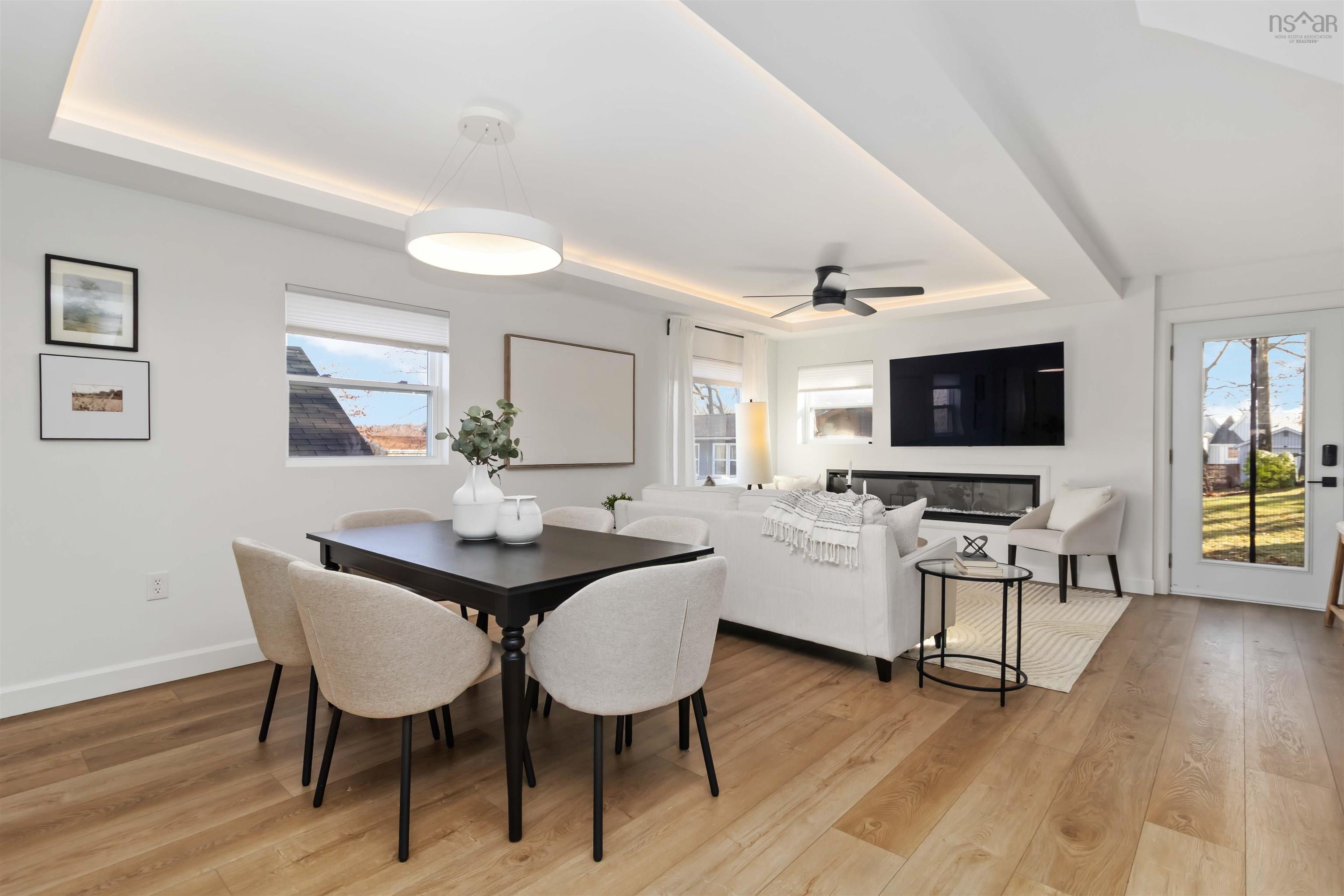 $890,000.00: 23 Oakdale Crescent, Dartmouth