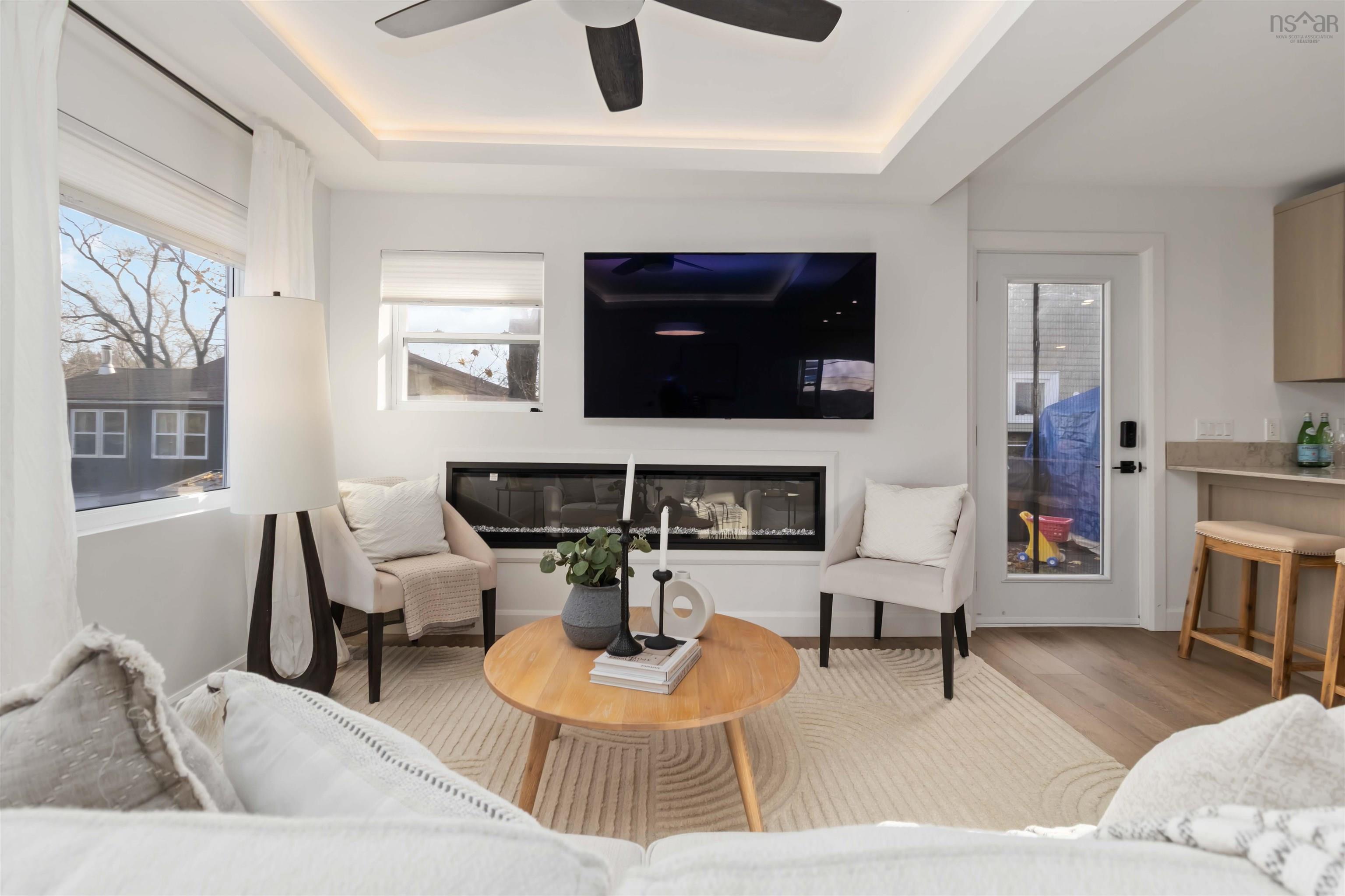 $890,000.00: 23 Oakdale Crescent, Dartmouth