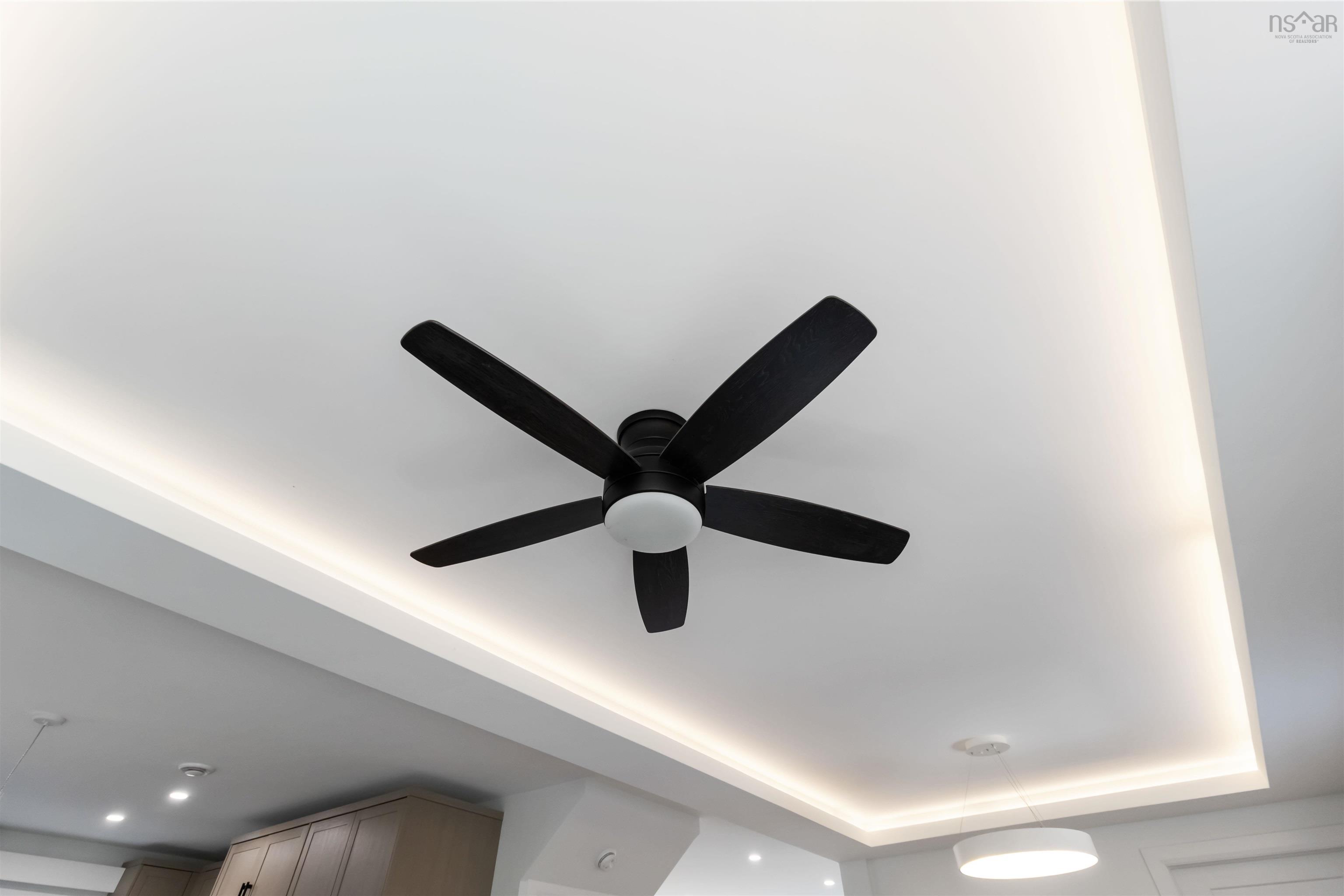 $890,000.00: 23 Oakdale Crescent, Dartmouth