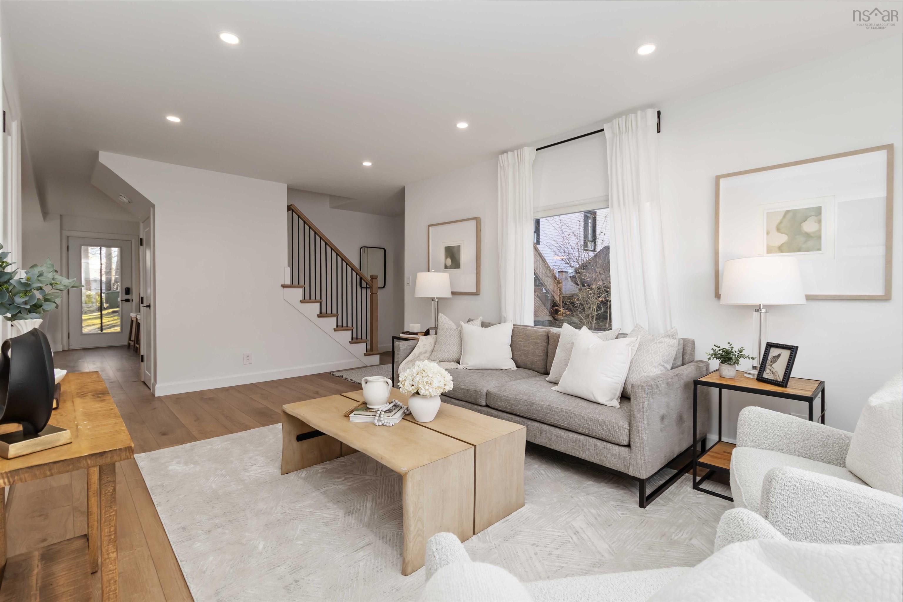 $890,000.00: 23 Oakdale Crescent, Dartmouth