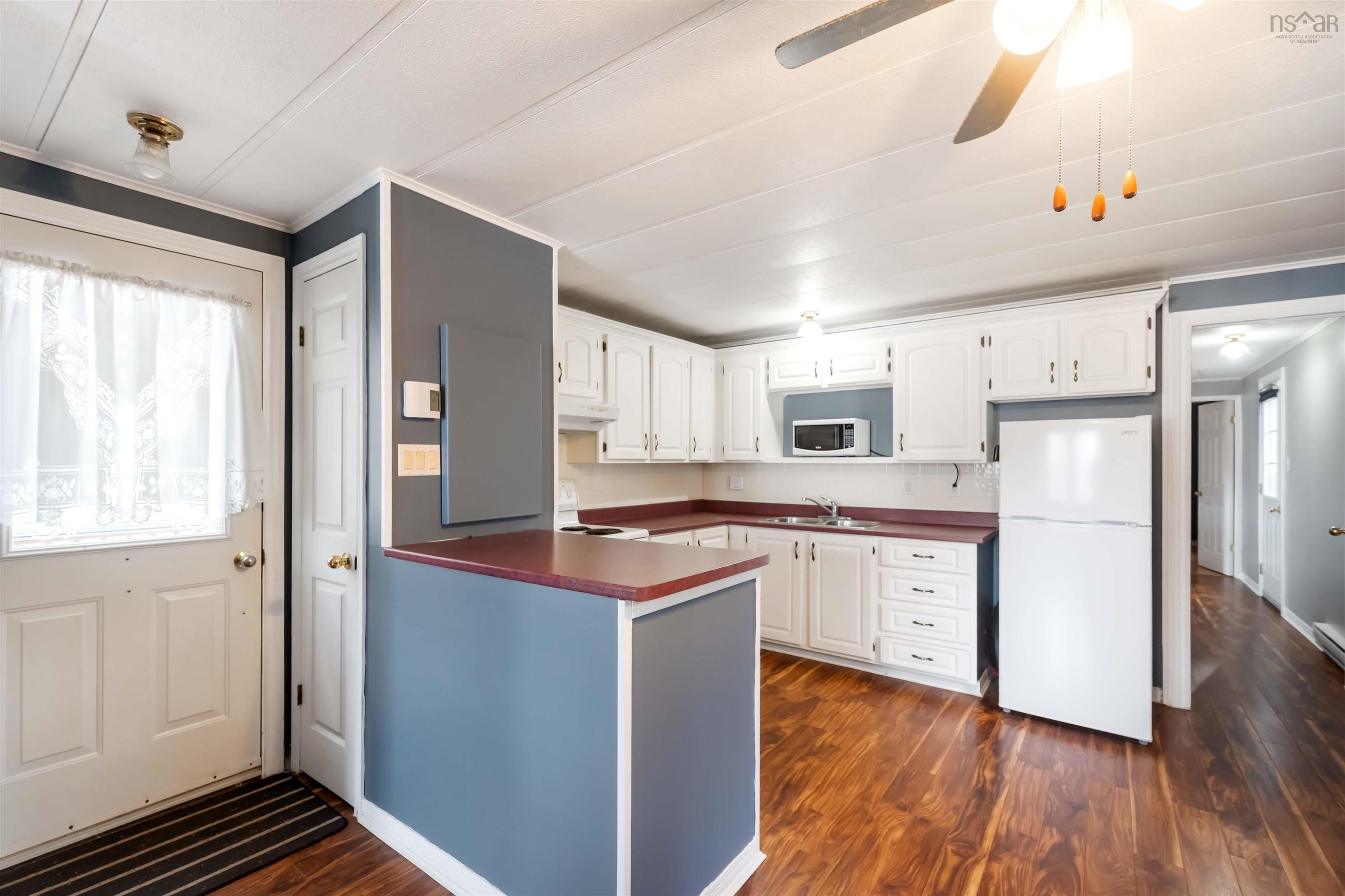 $154,900.00: 16 Maple Leaf Drive, New Minas