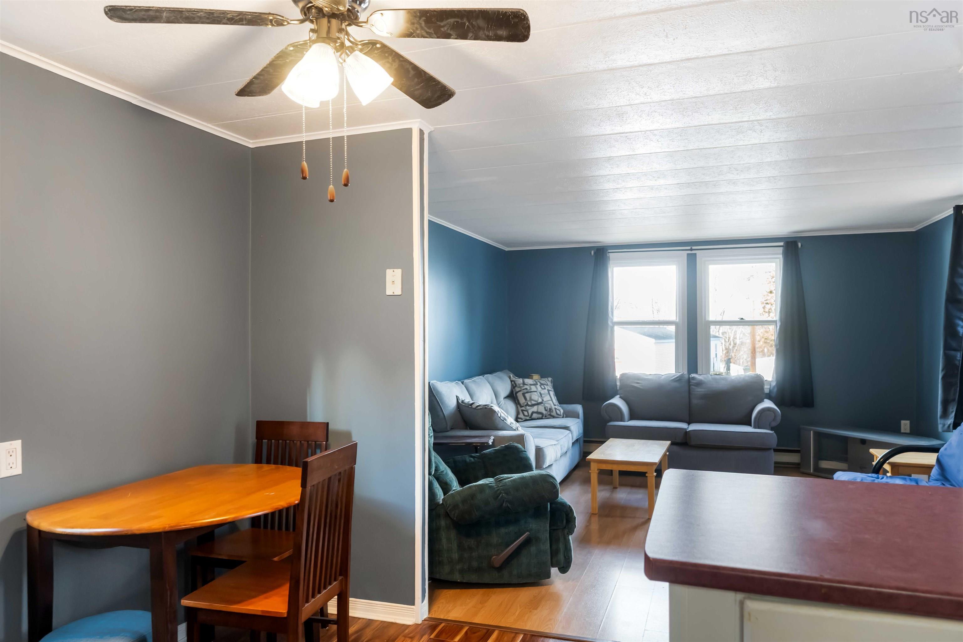 $154,900.00: 16 Maple Leaf Drive, New Minas