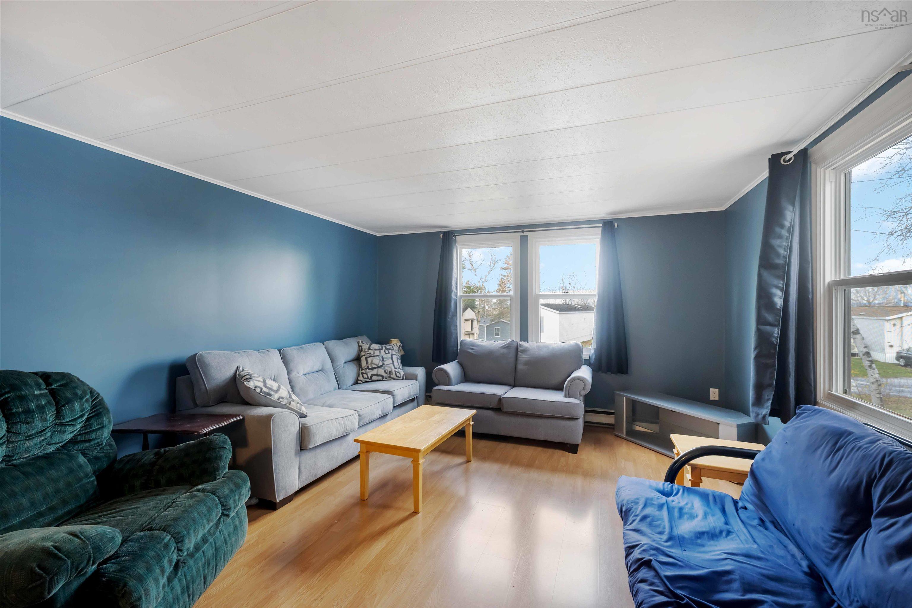 $154,900.00: 16 Maple Leaf Drive, New Minas