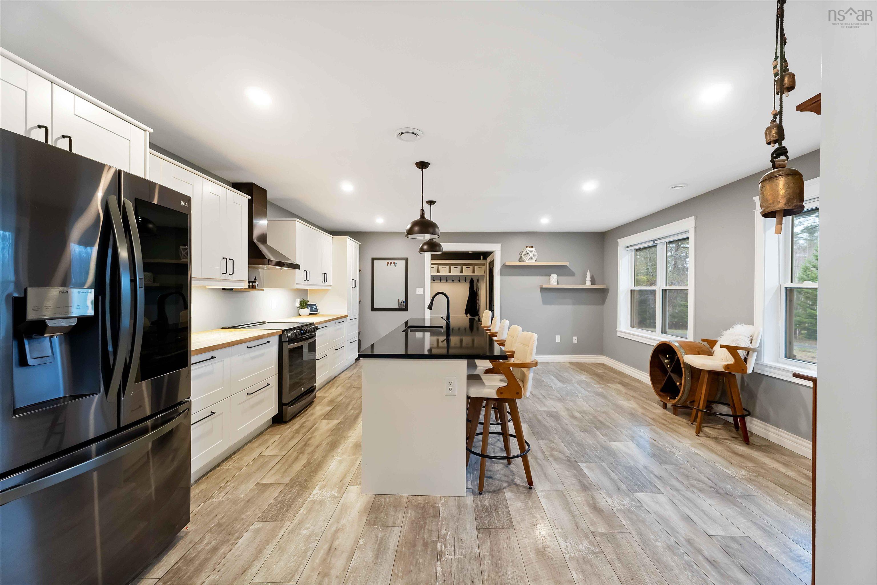 $799,900.00: 561 Hall Road, Millville