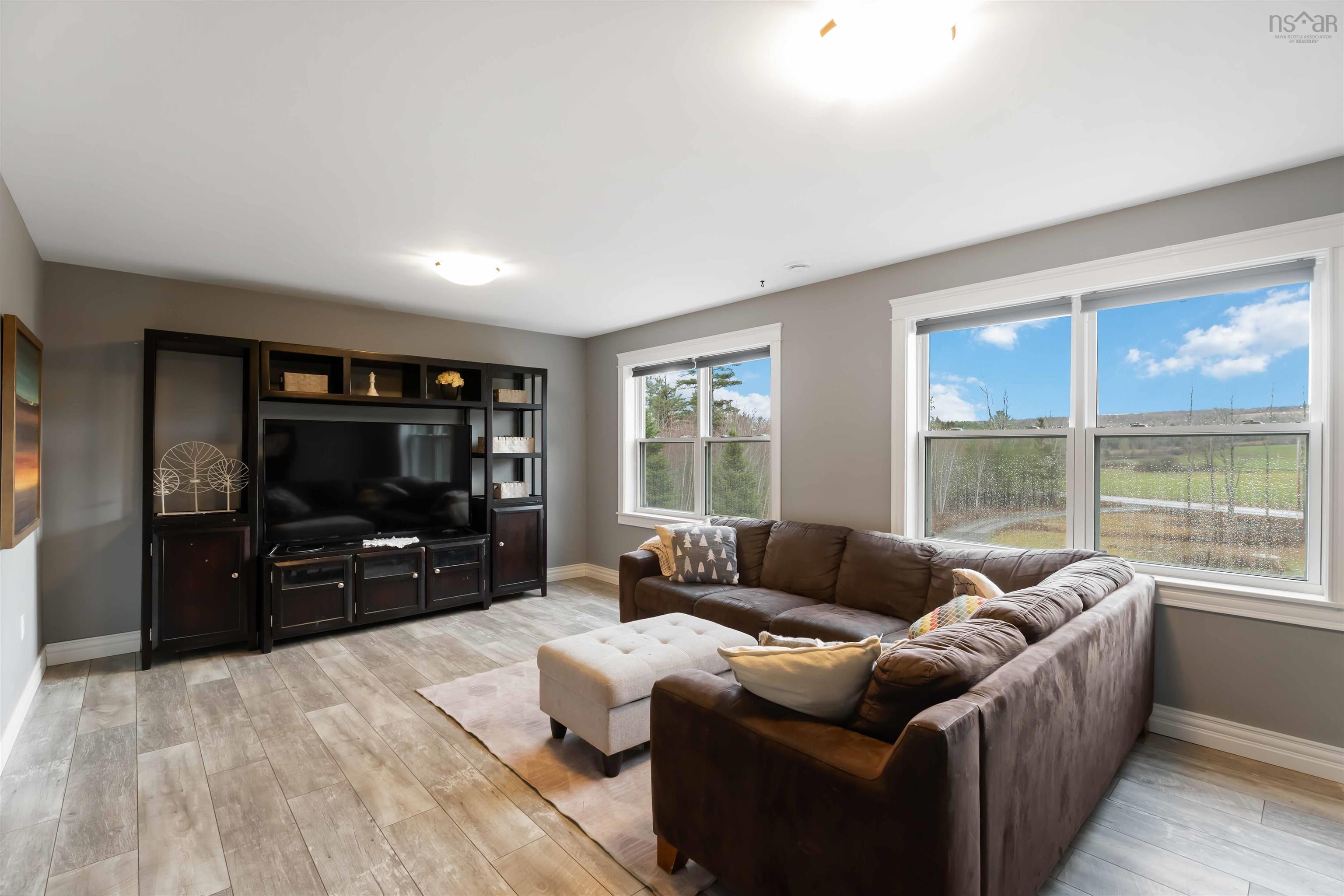 $799,900.00: 561 Hall Road, Millville