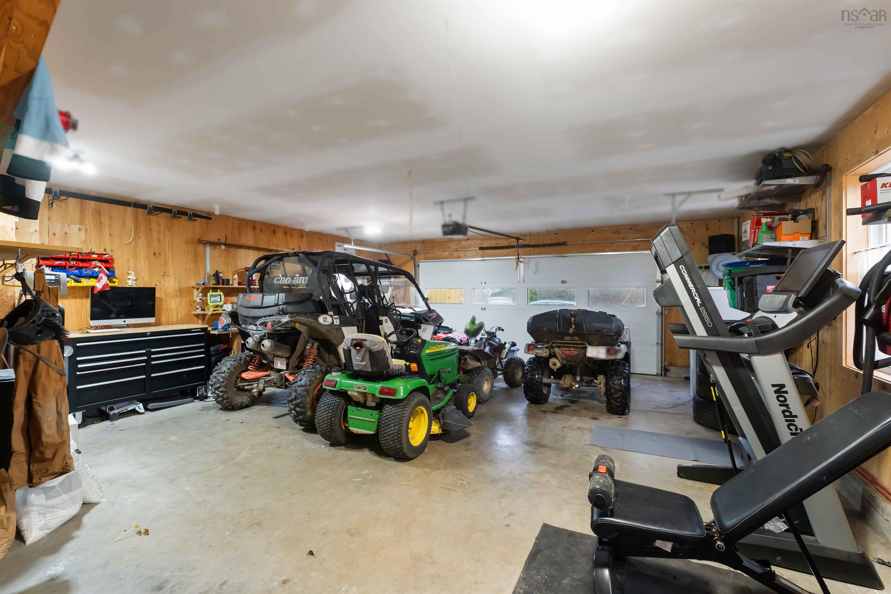 $799,900.00: 561 Hall Road, Millville