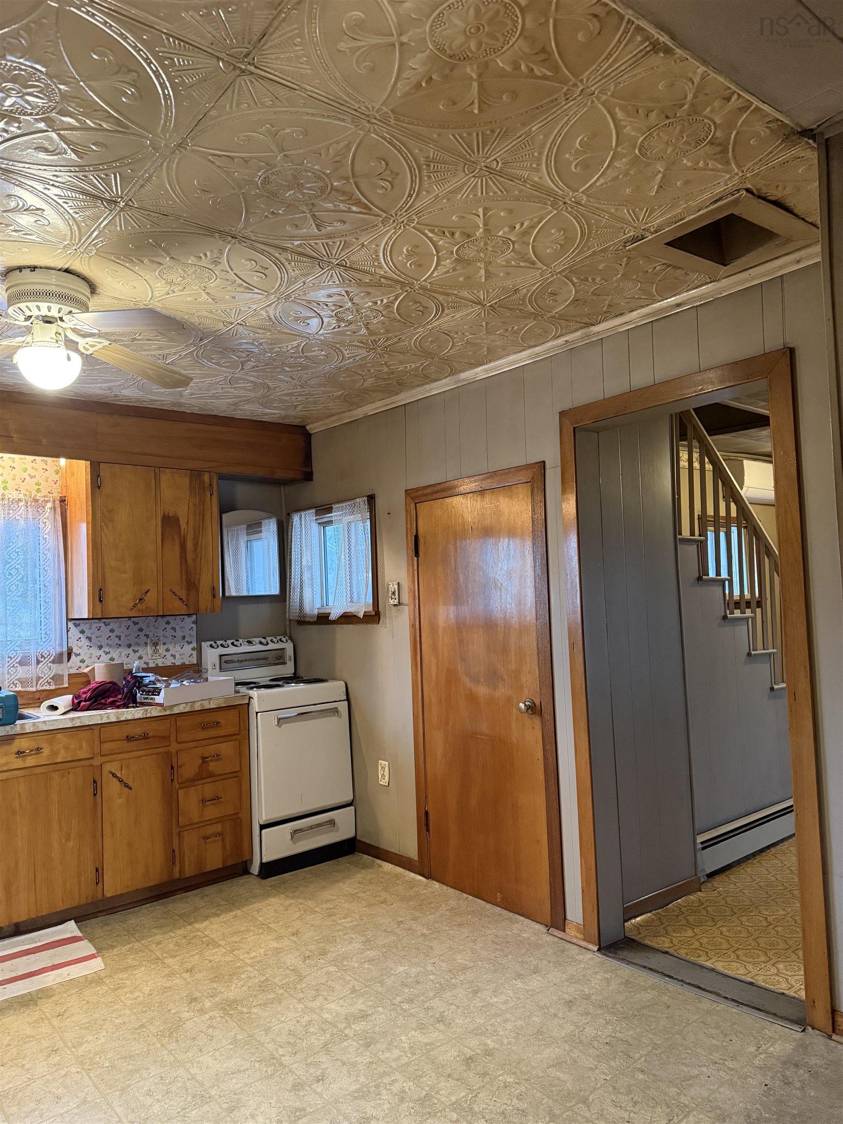 $294,500.00: 2008 Mount Hanley Road, Mount Hanley