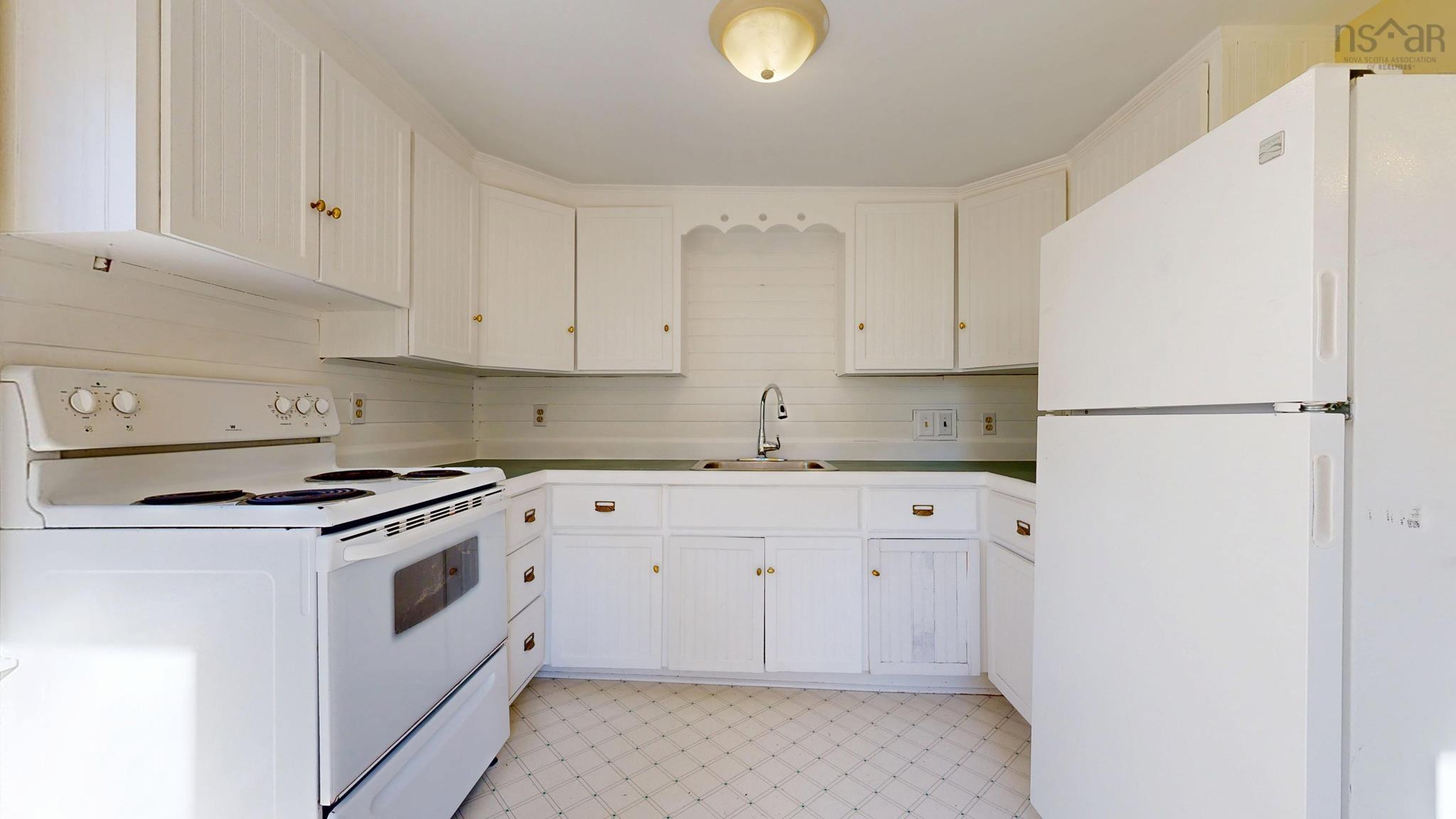 $375,000.00: 77 Fox Street, Lunenburg