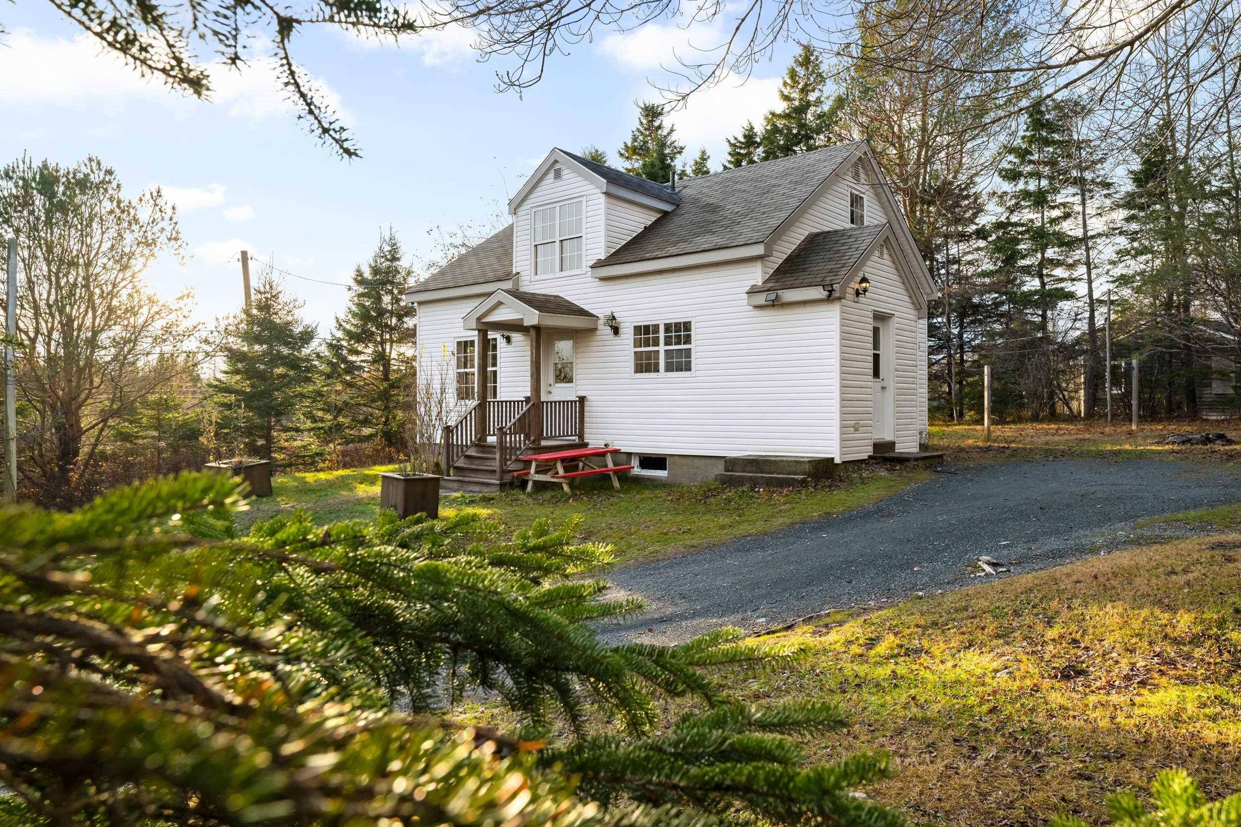 $365,000.00: 9637 Highway, Head Of Jeddore