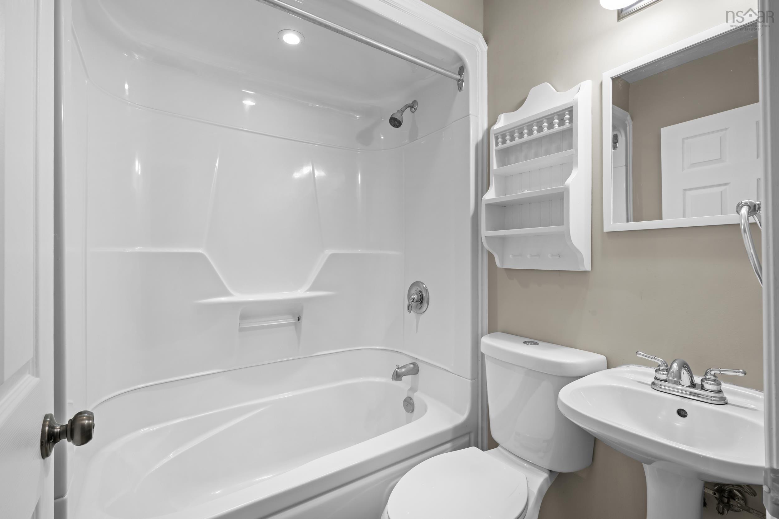 $365,000.00: 9637 Highway, Head Of Jeddore