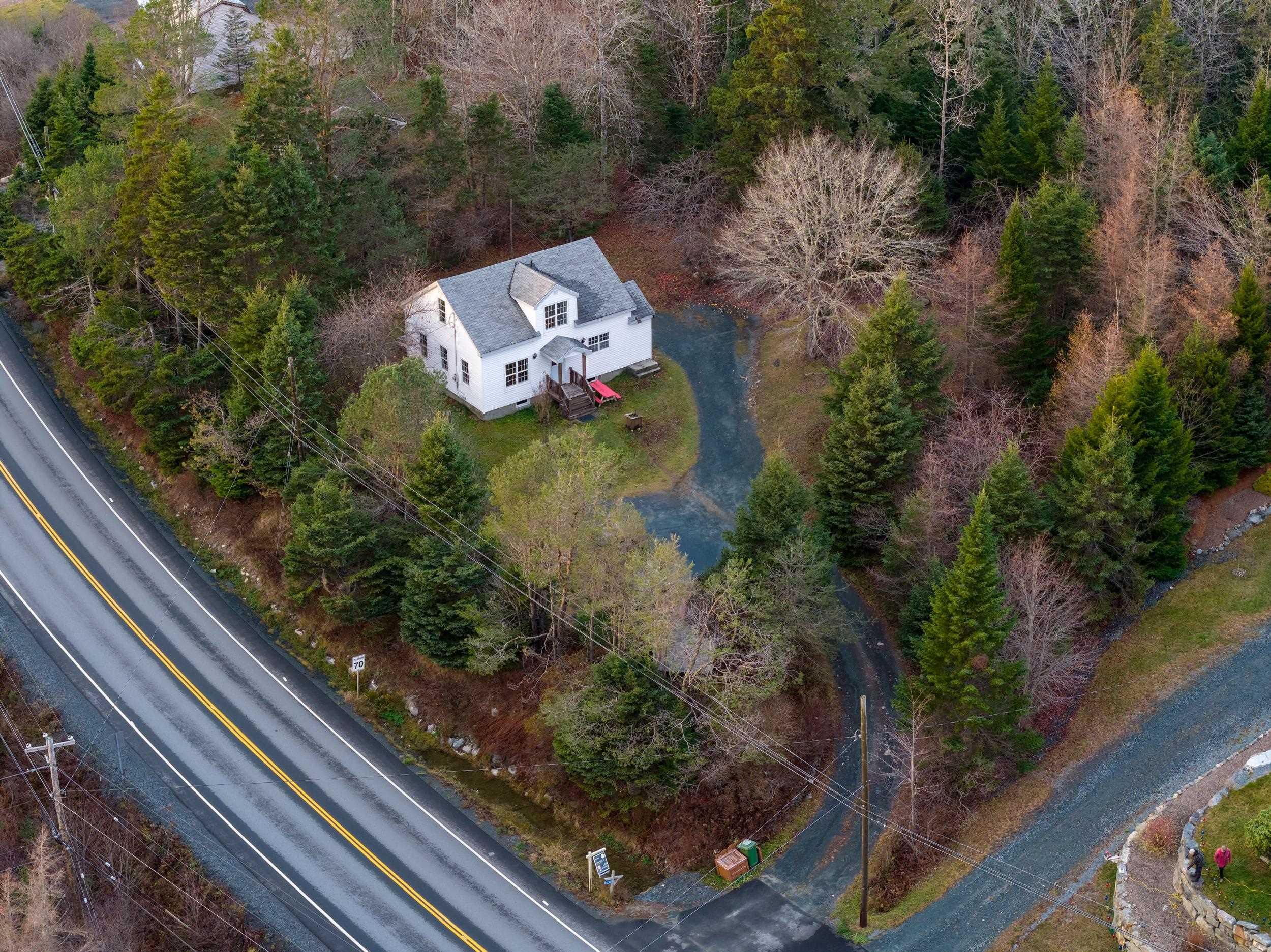 $365,000.00: 9637 Highway, Head Of Jeddore