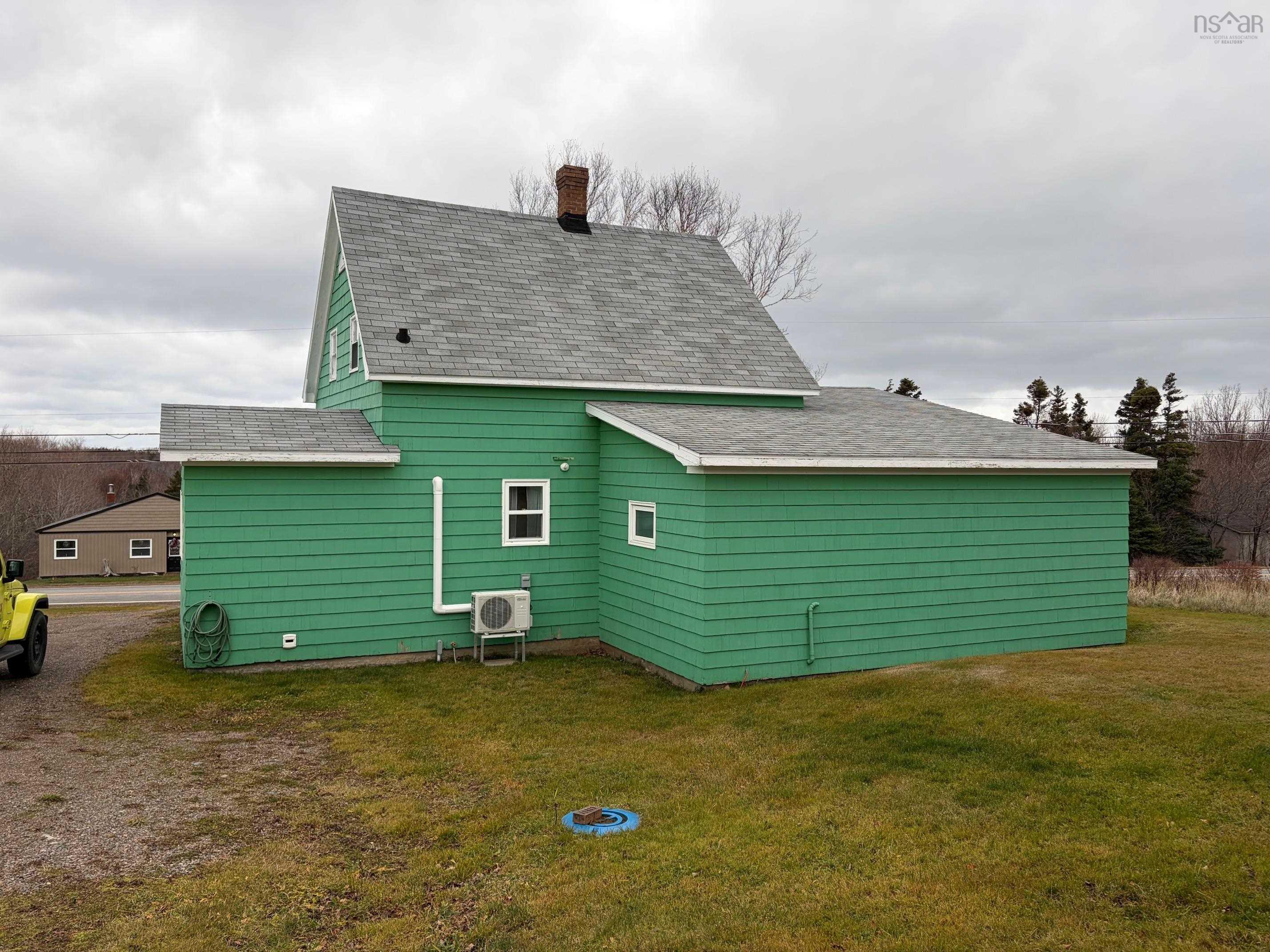 $325,000.00: 16364 Cabot Trail, La Prairie