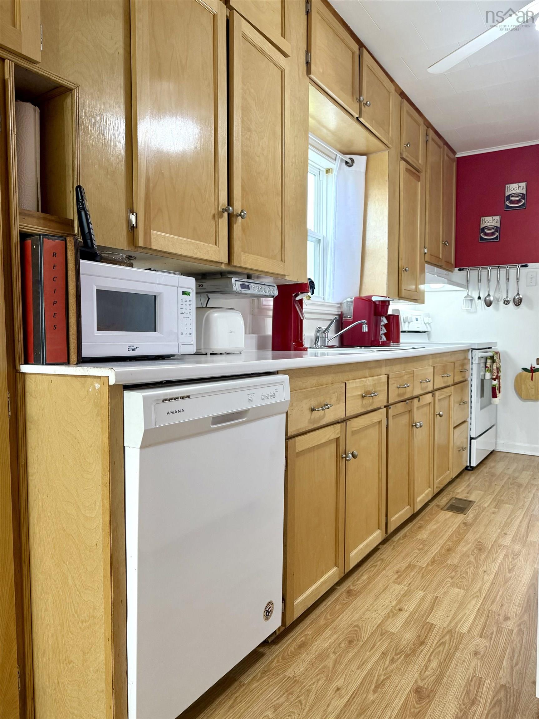 $189,900.00: 253 Lower Cove Road, Lower Cove