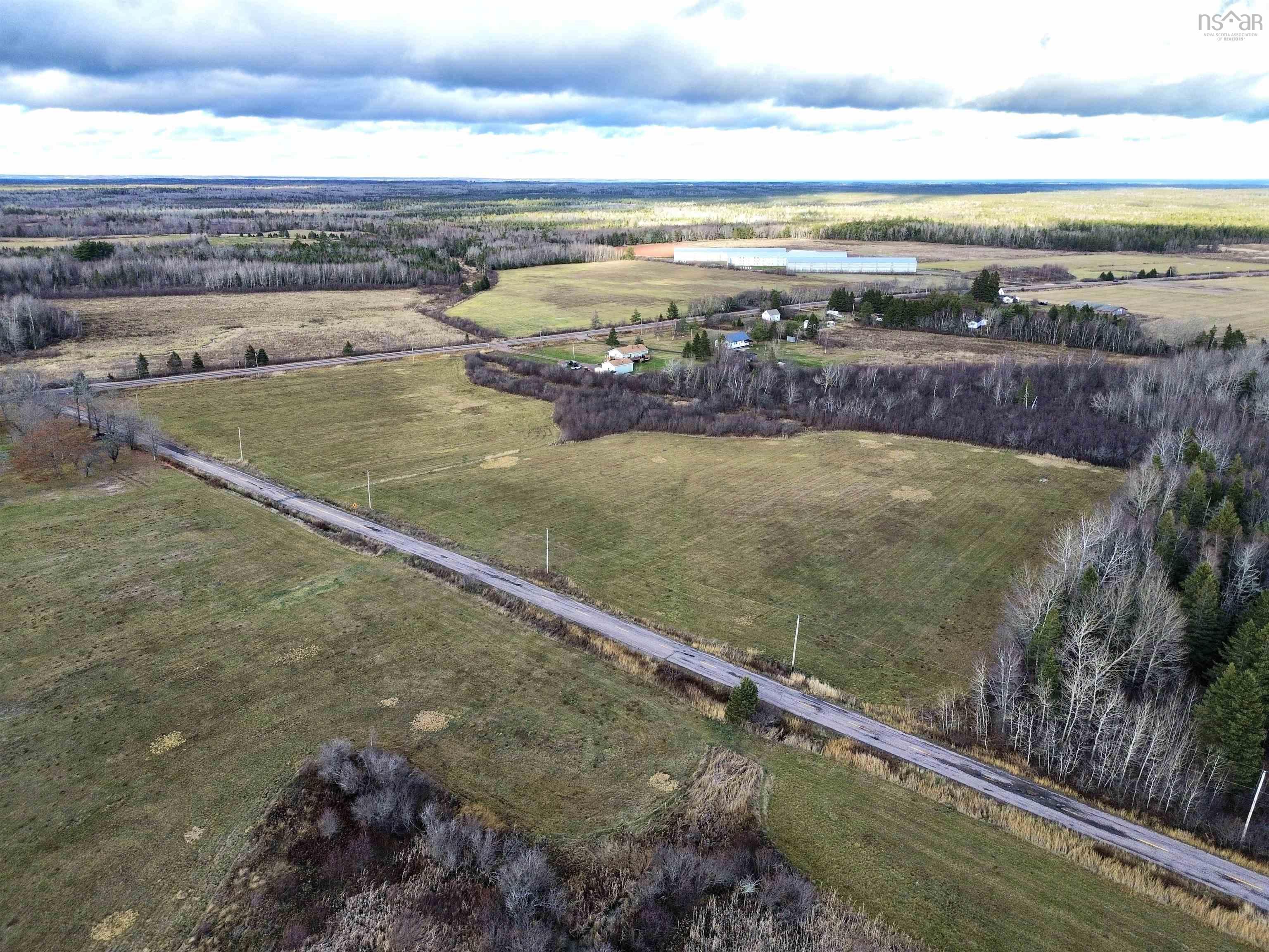 $89,900.00: V/L 6 Highway, Amherst Head