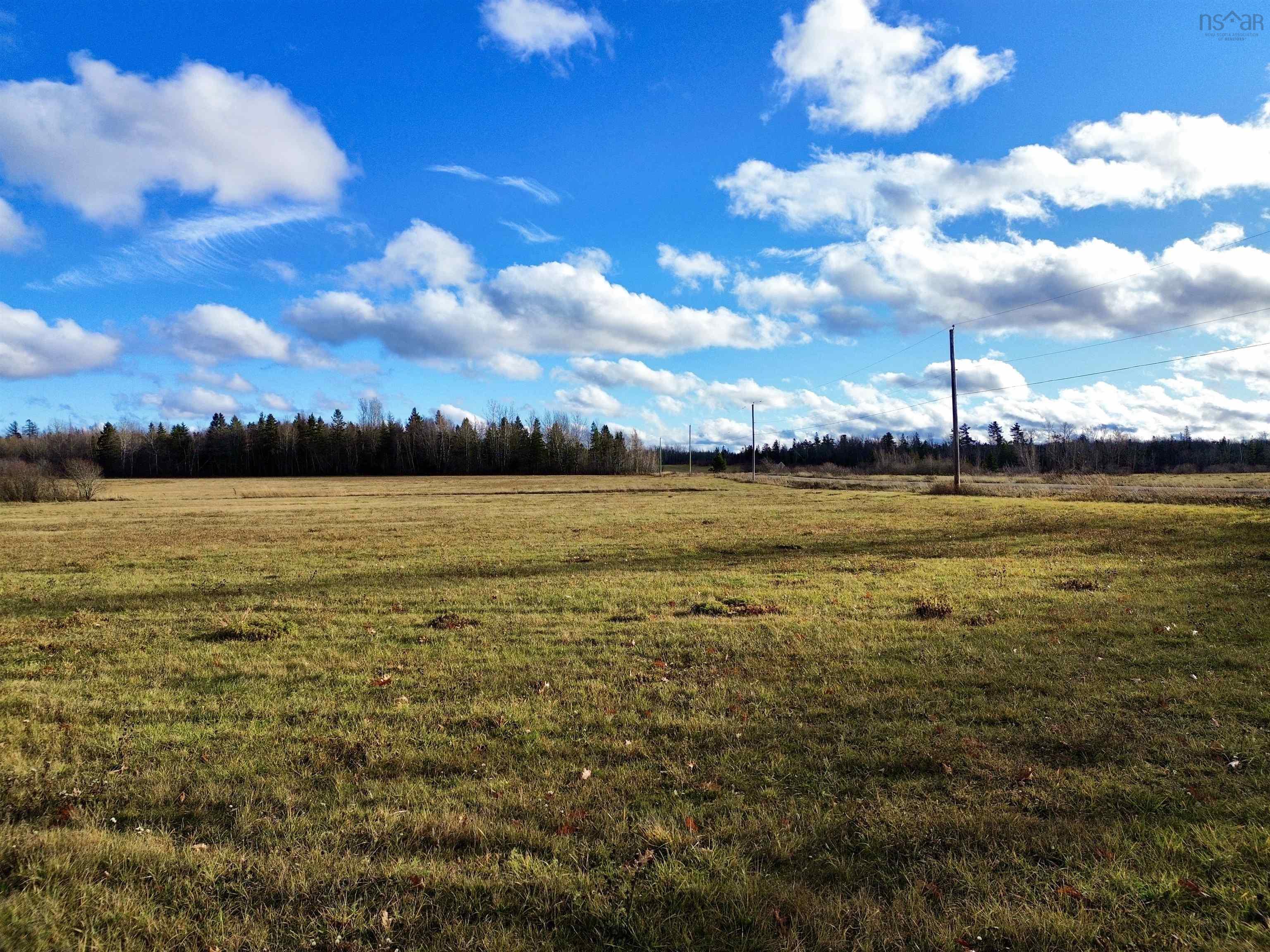 $89,900.00: V/L 6 Highway, Amherst Head