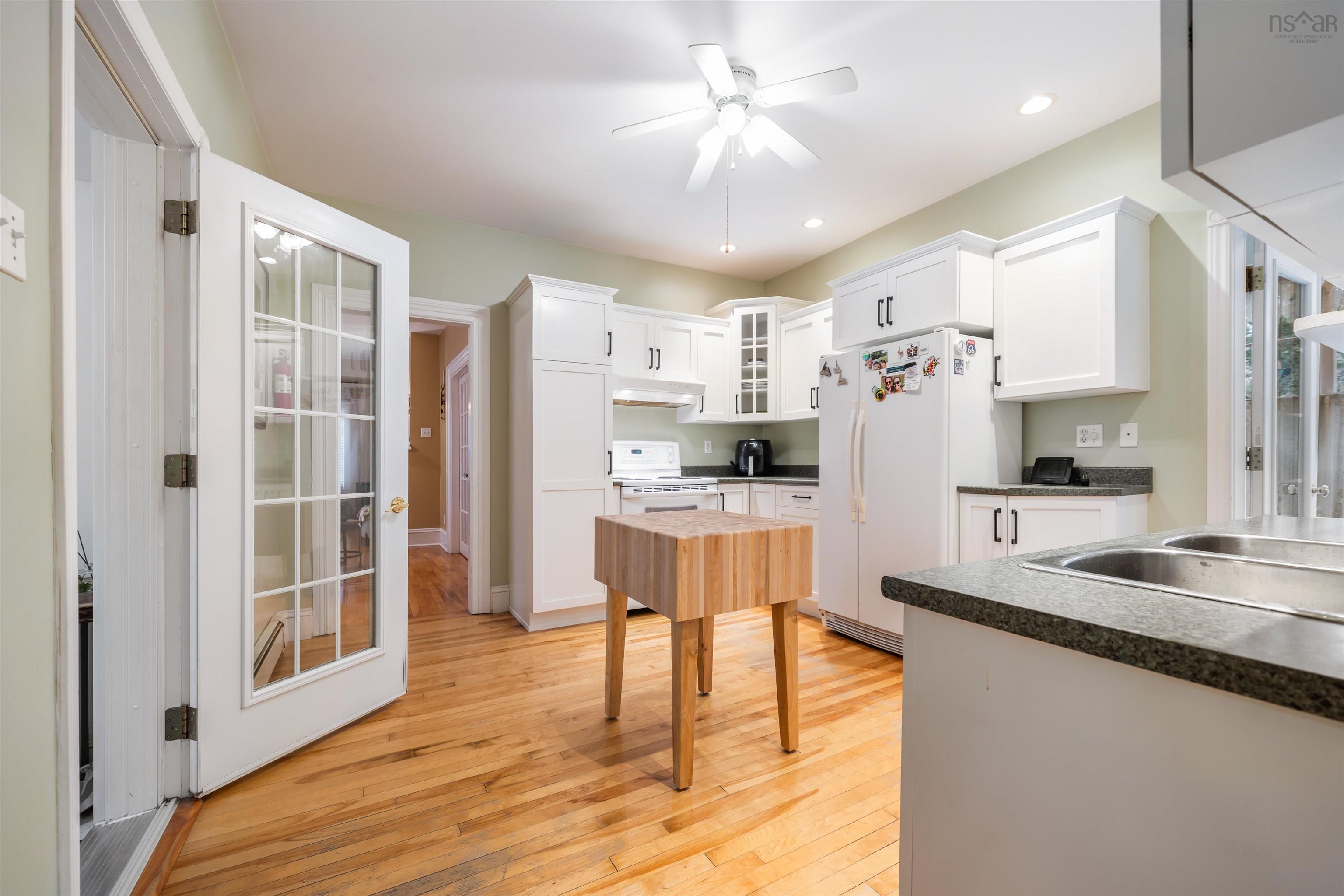 $449,900.00: 1273 North Main Street, Westville