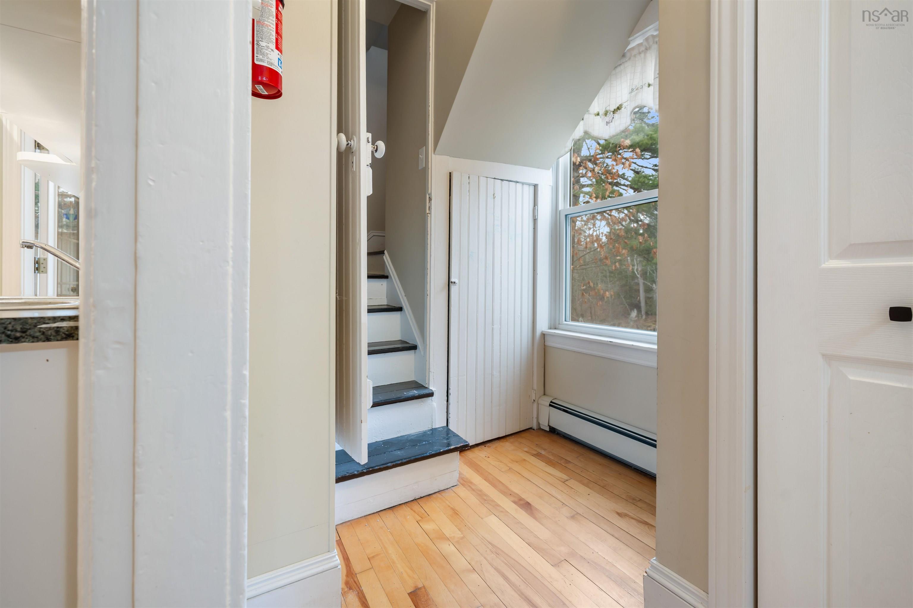 $449,900.00: 1273 North Main Street, Westville