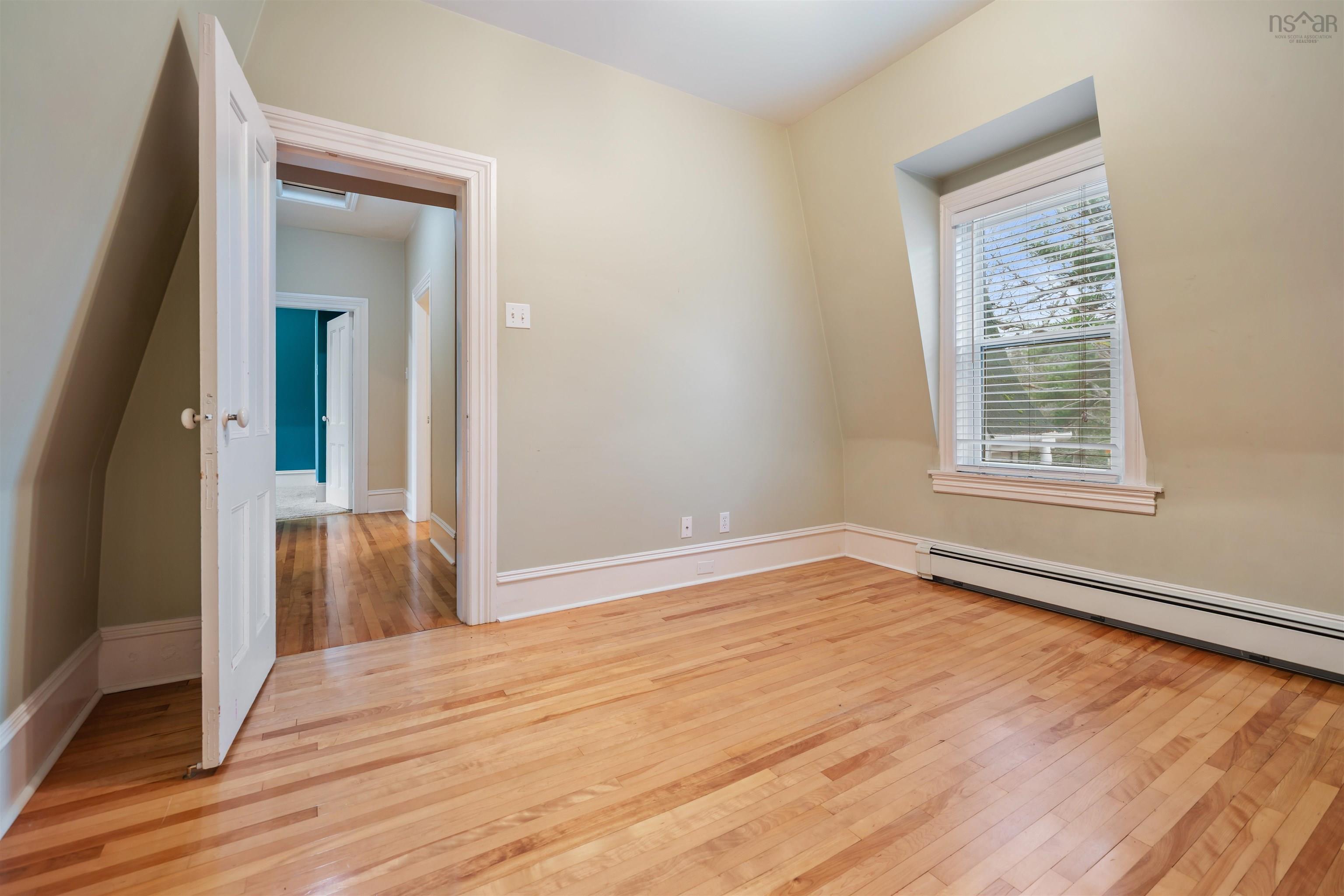 $449,900.00: 1273 North Main Street, Westville