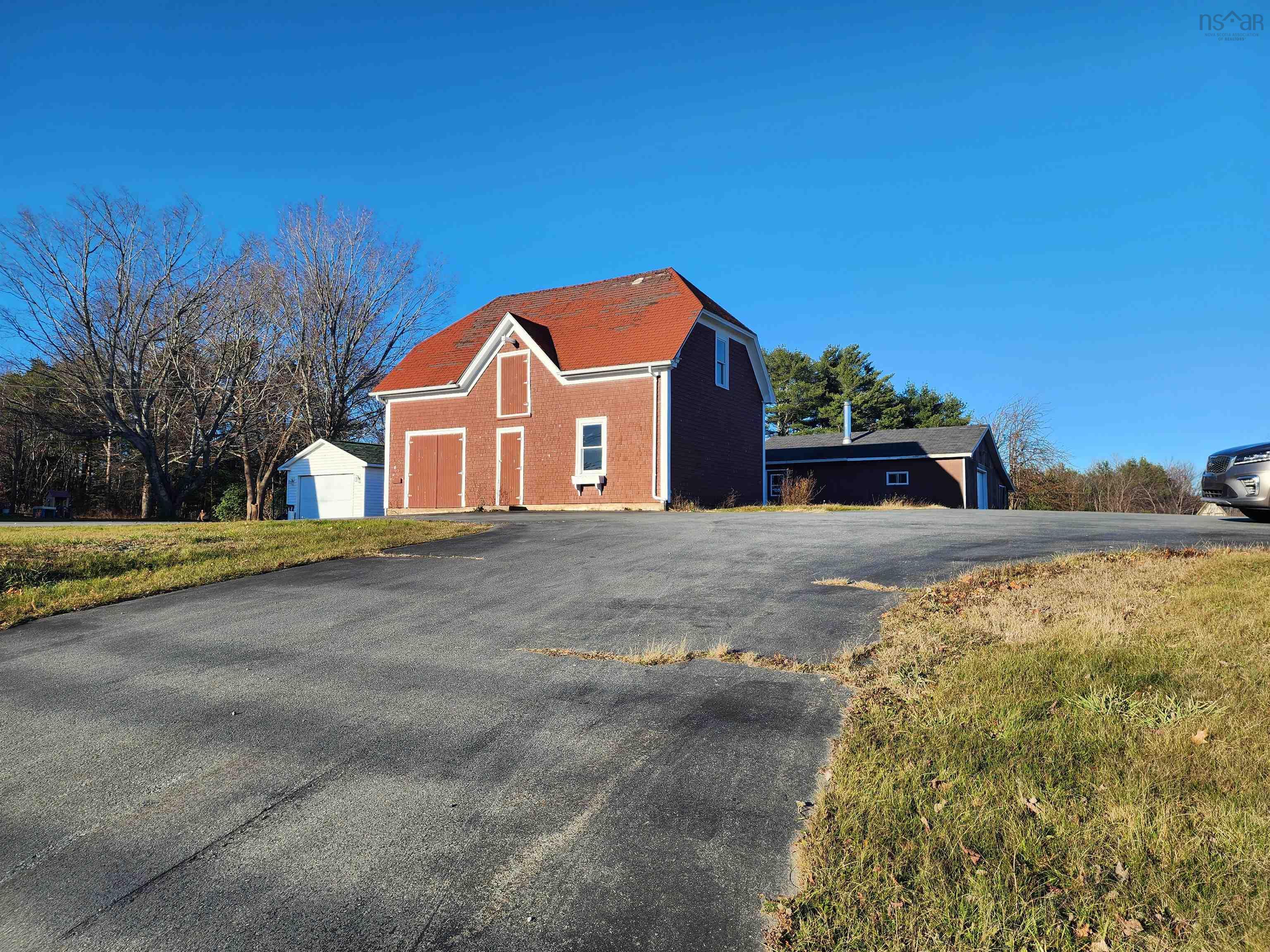 $1,150,000.00: 2826 HWY 325, Wileville