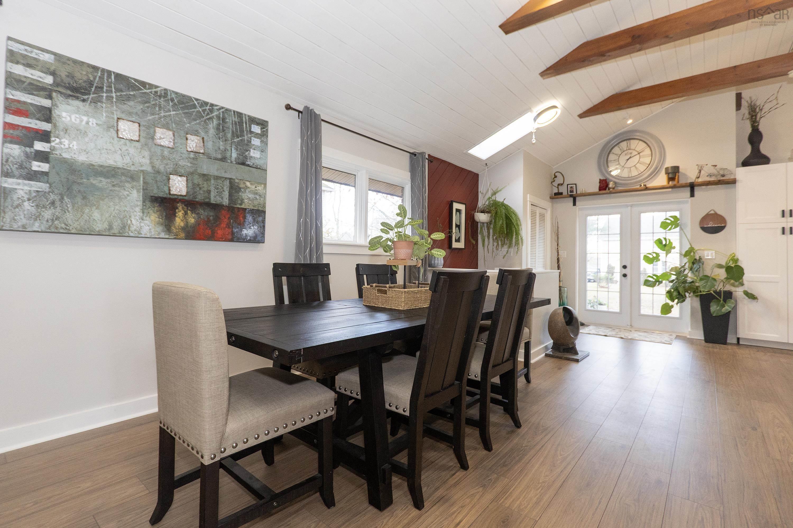 $379,900.00: 34 Thompson Road, Oxford